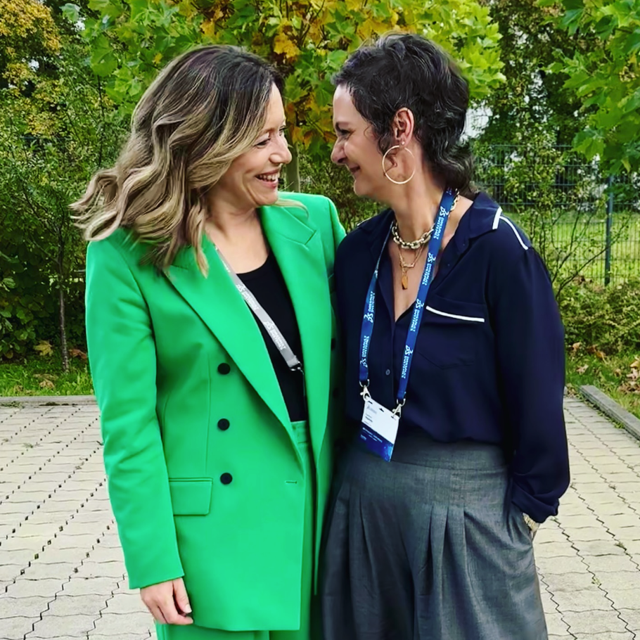 Sabine Scheunert + Caroline-Trudeau.png
