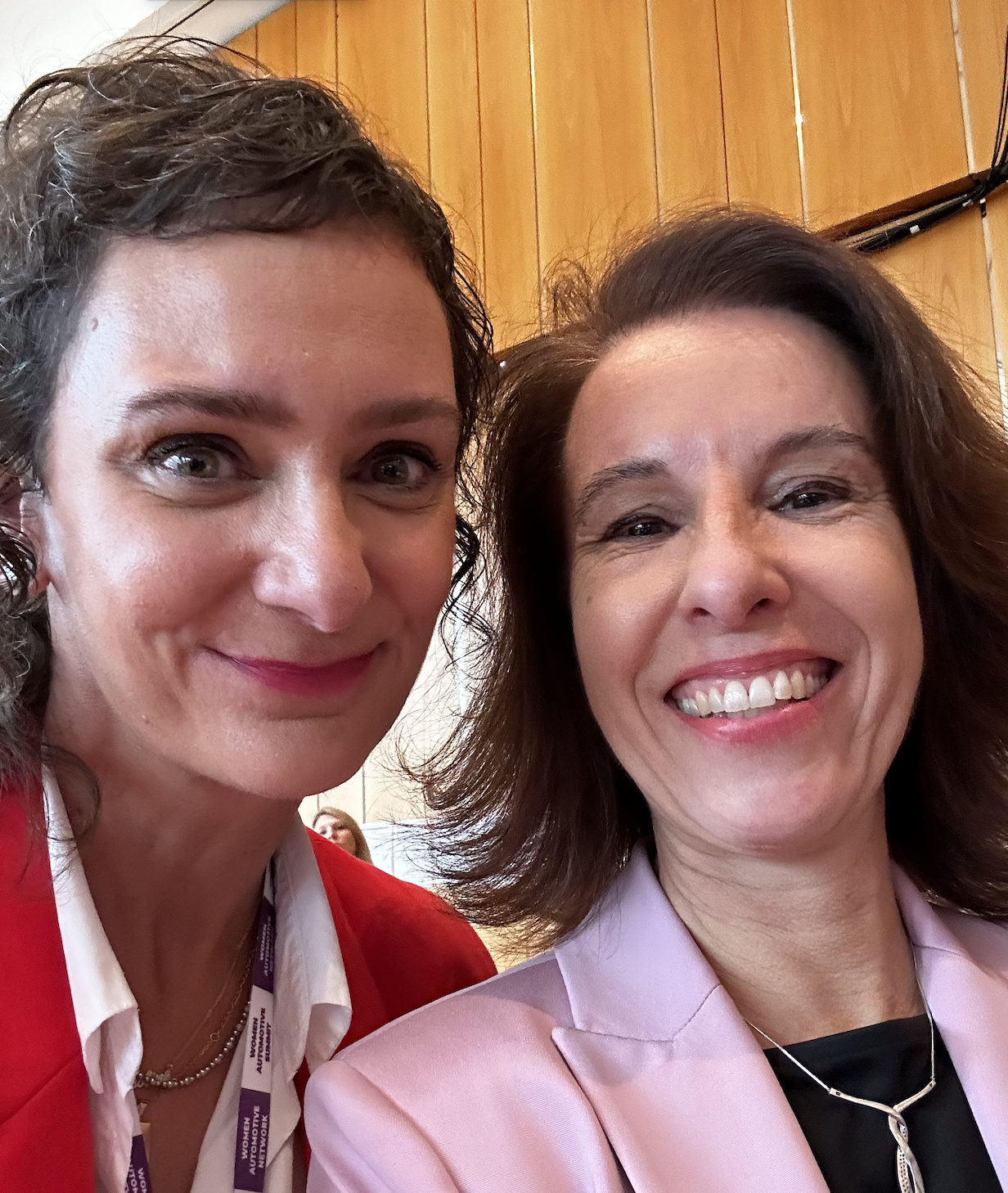 Caroline-Trudeau + Fedra Ribeiro.png
