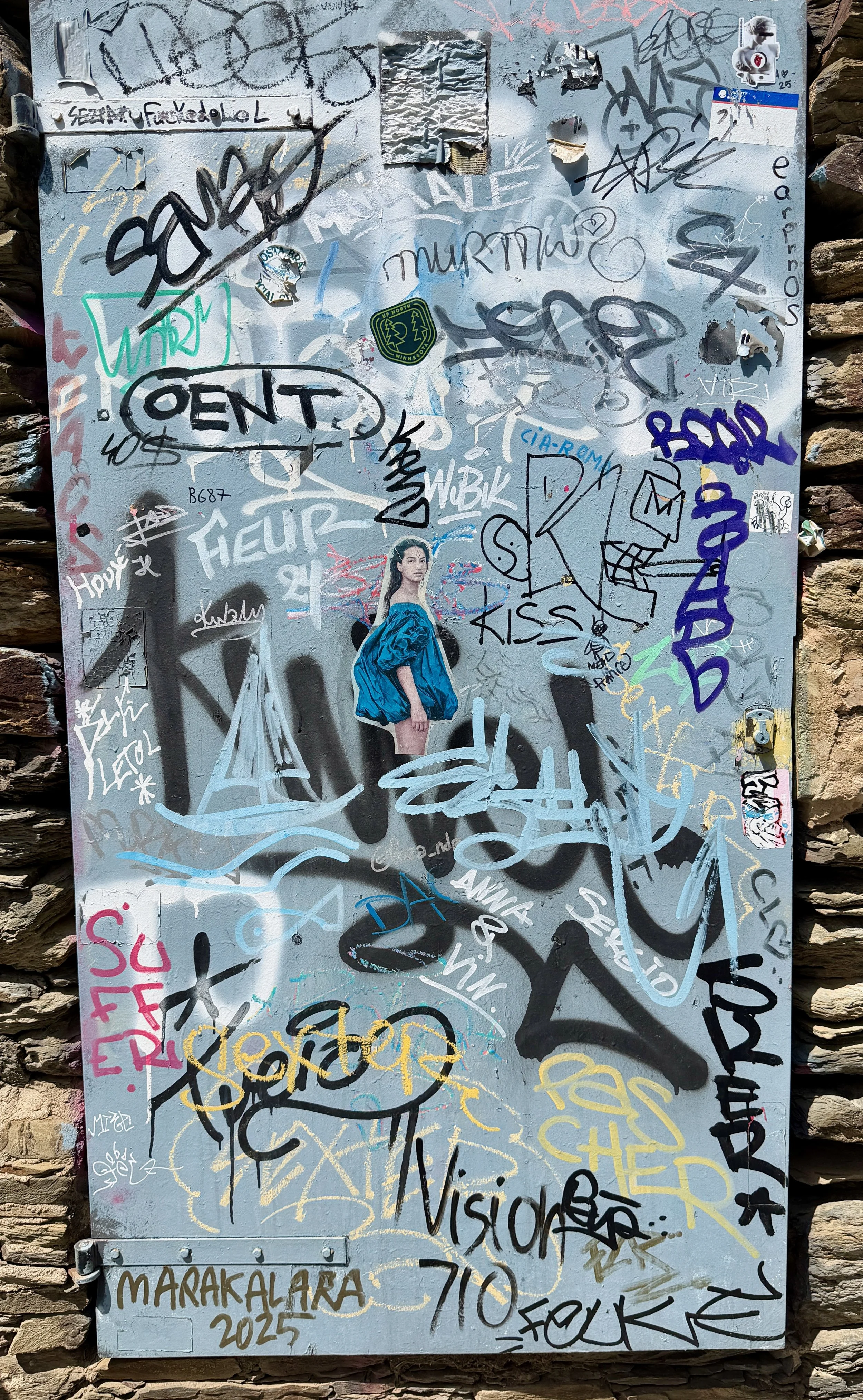 Graffiti with gray background.jpeg