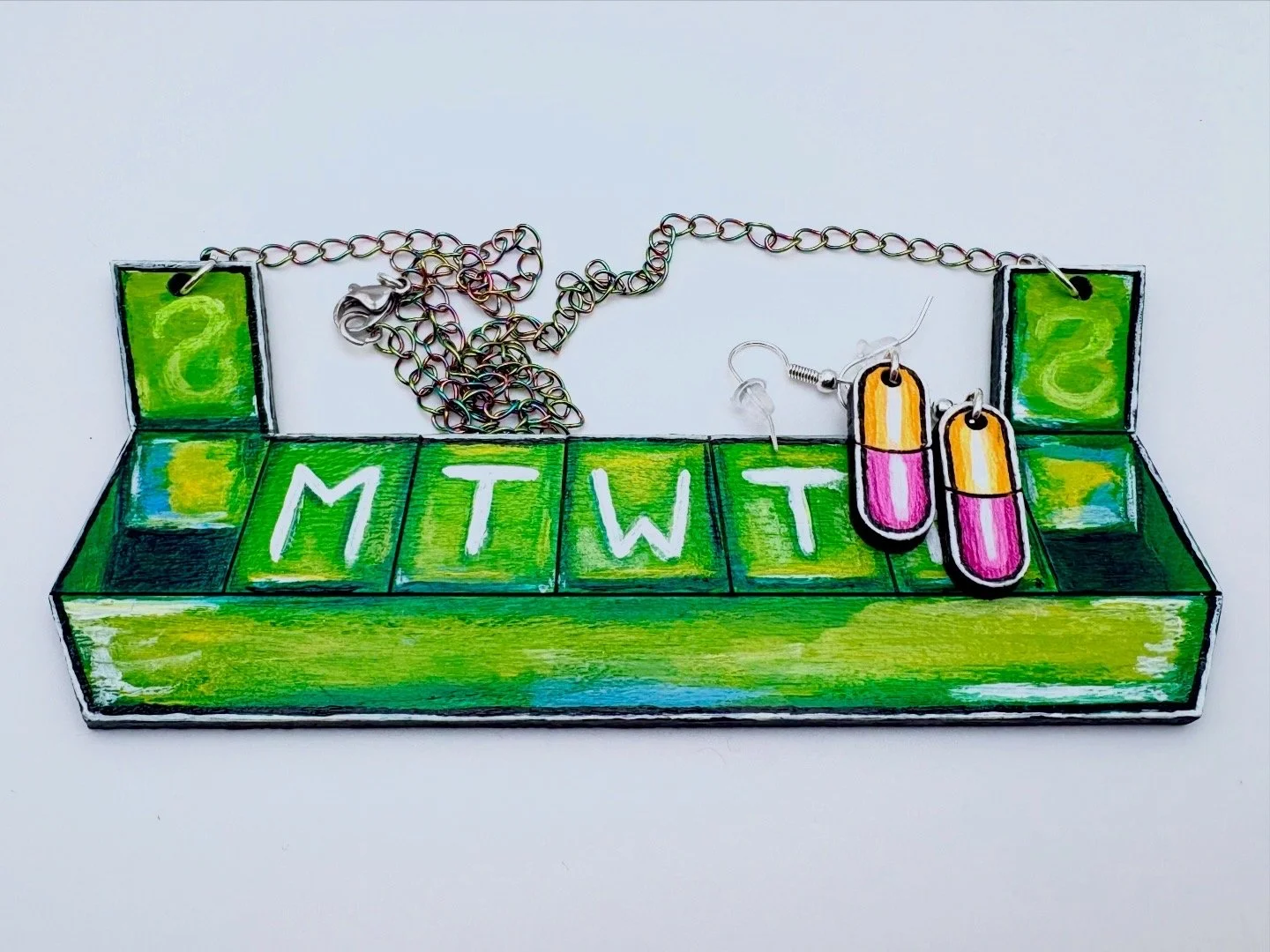 pills-05.jpg