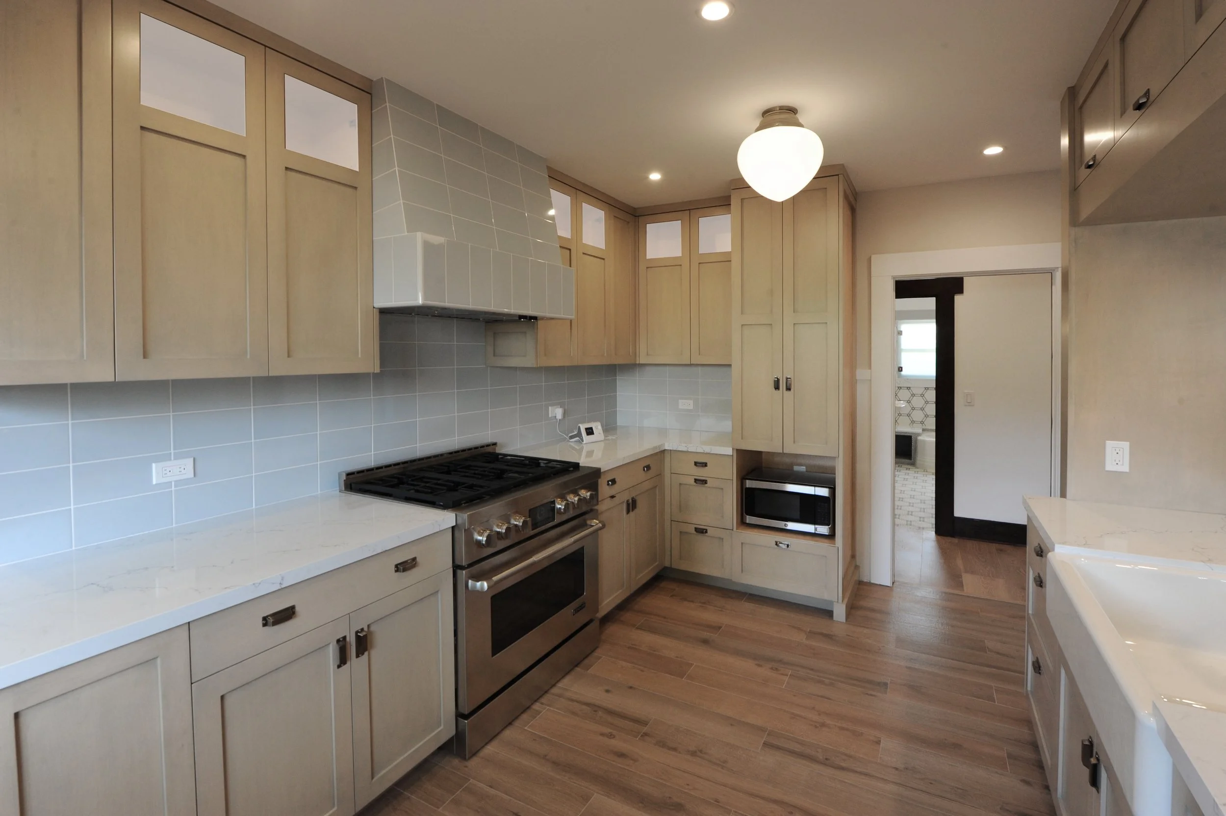 kitchen2.jpg