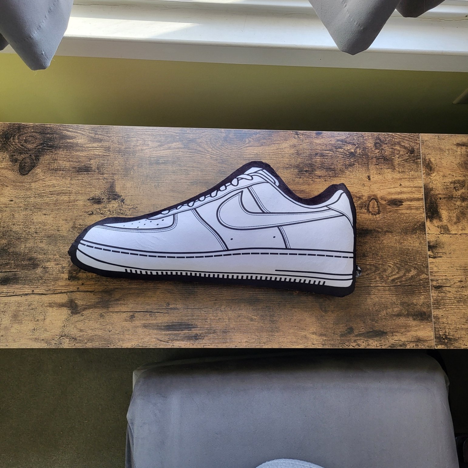 af1 white left.jpg