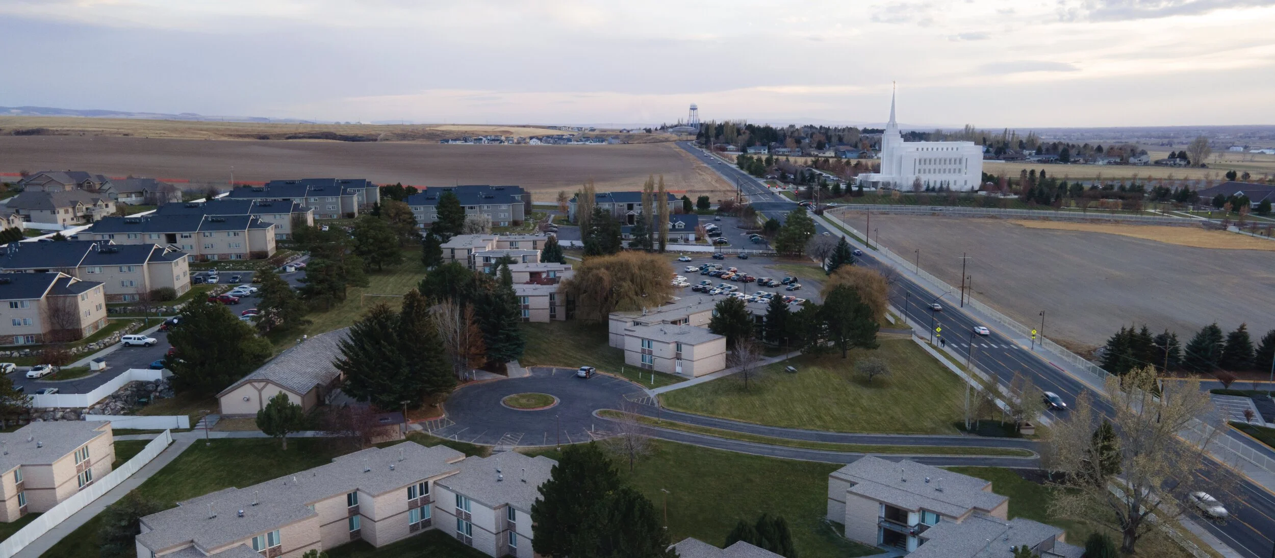 The Grove at Tomson Farms apartment complex