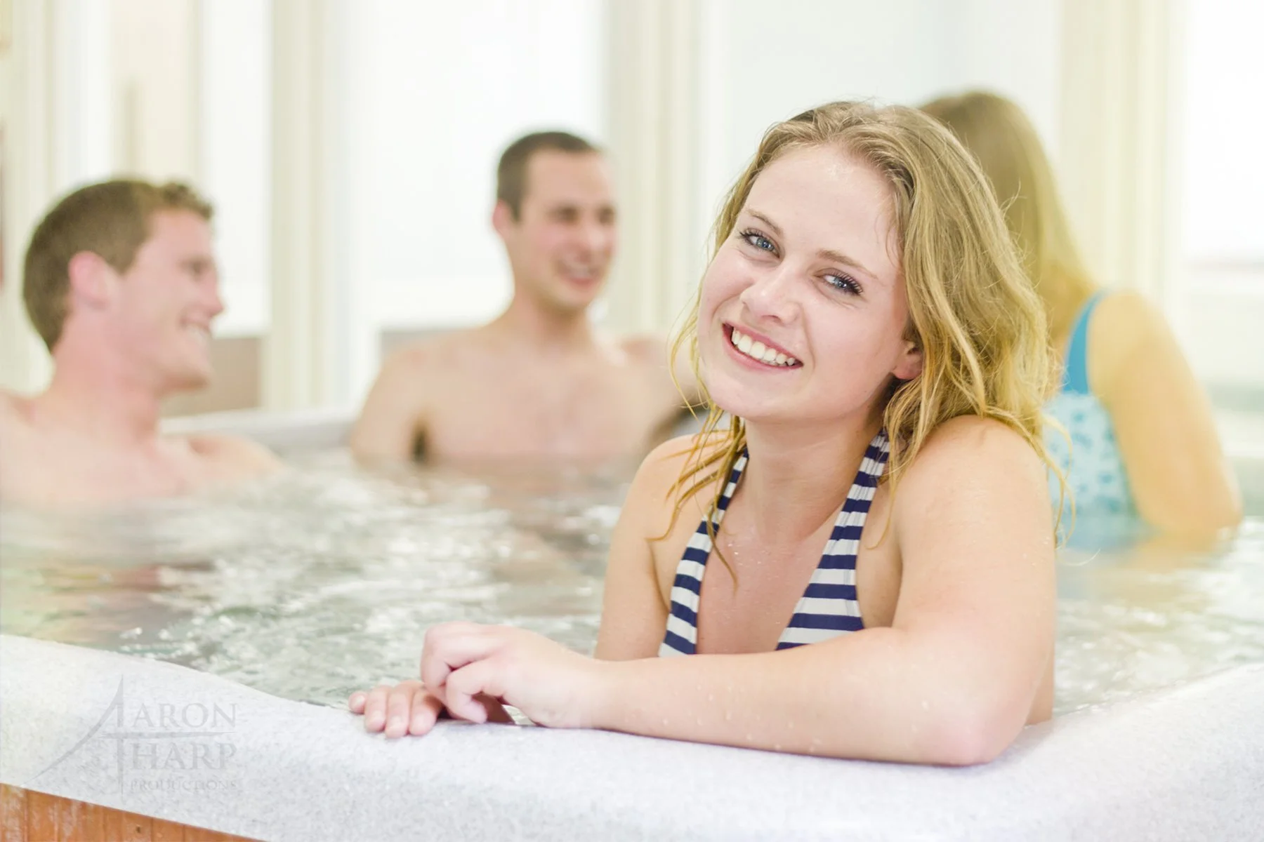 Hottub_2.jpg