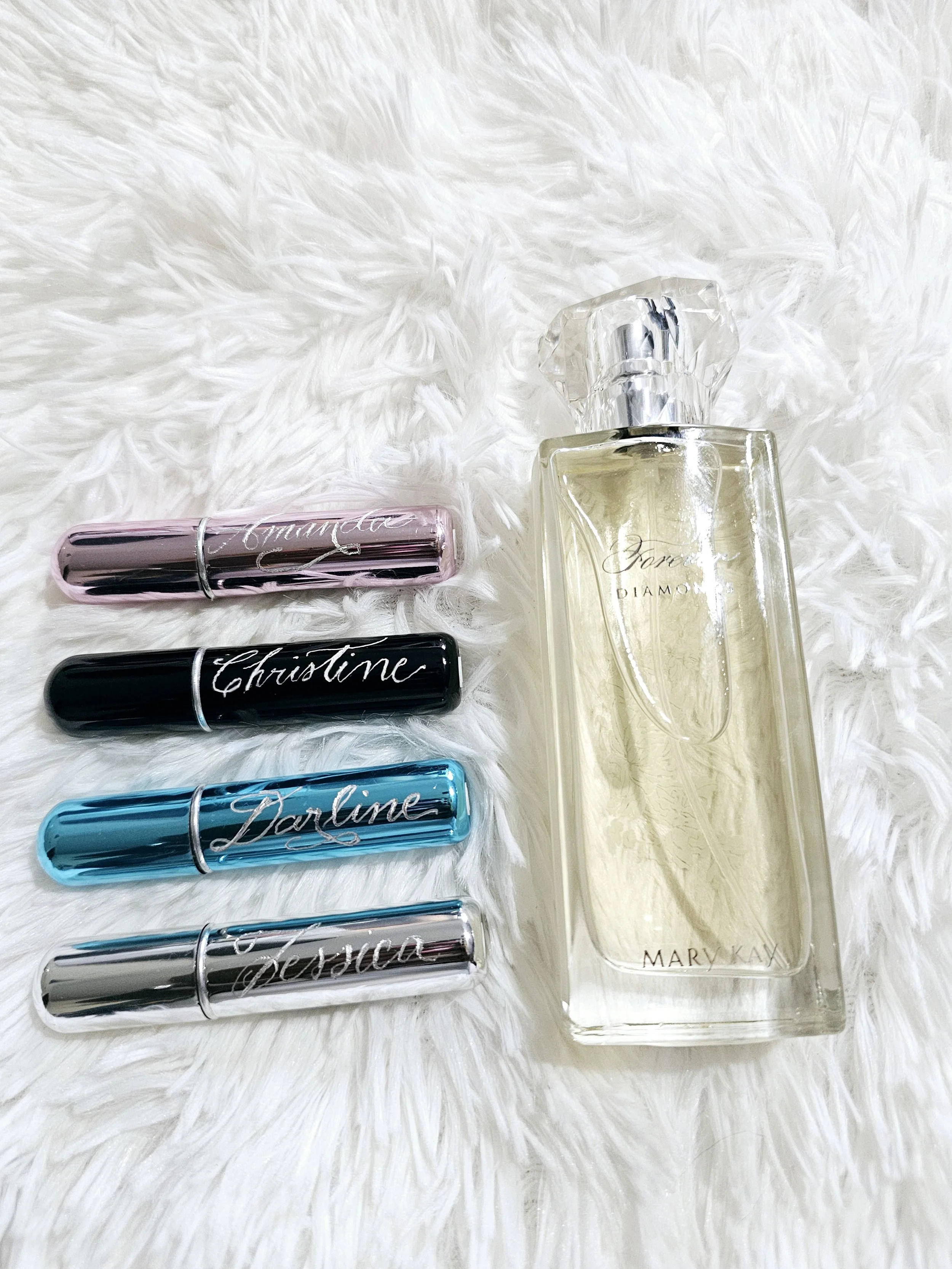 Sher-Pierre-NJ-NY-NYC-Calligrapher-and-Engraver-Engraved-Perfume-Bottles-Atomizers-Bridesmaids-Gifts.jpg