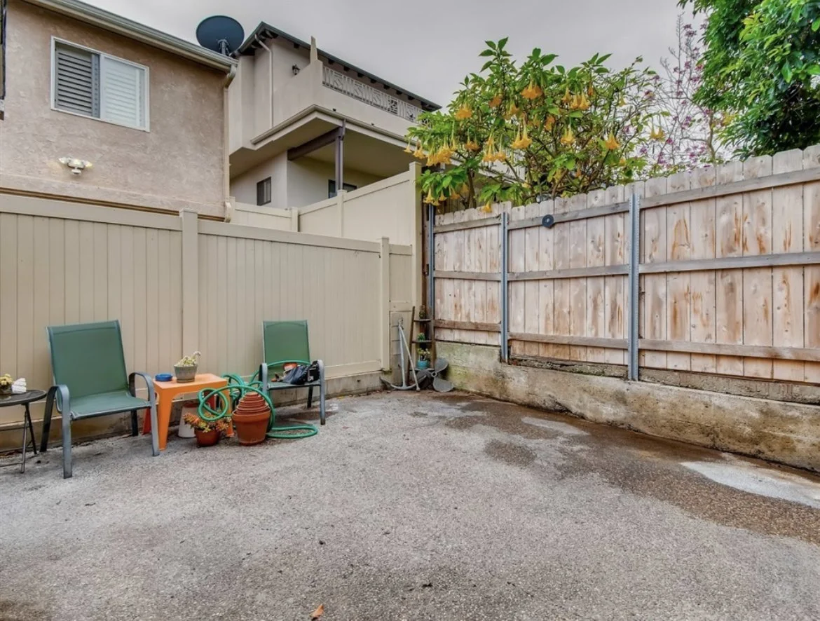 OB Surfer's Paradise - Ocean Beach, San Diego, California Airbnb - Before Remodeling