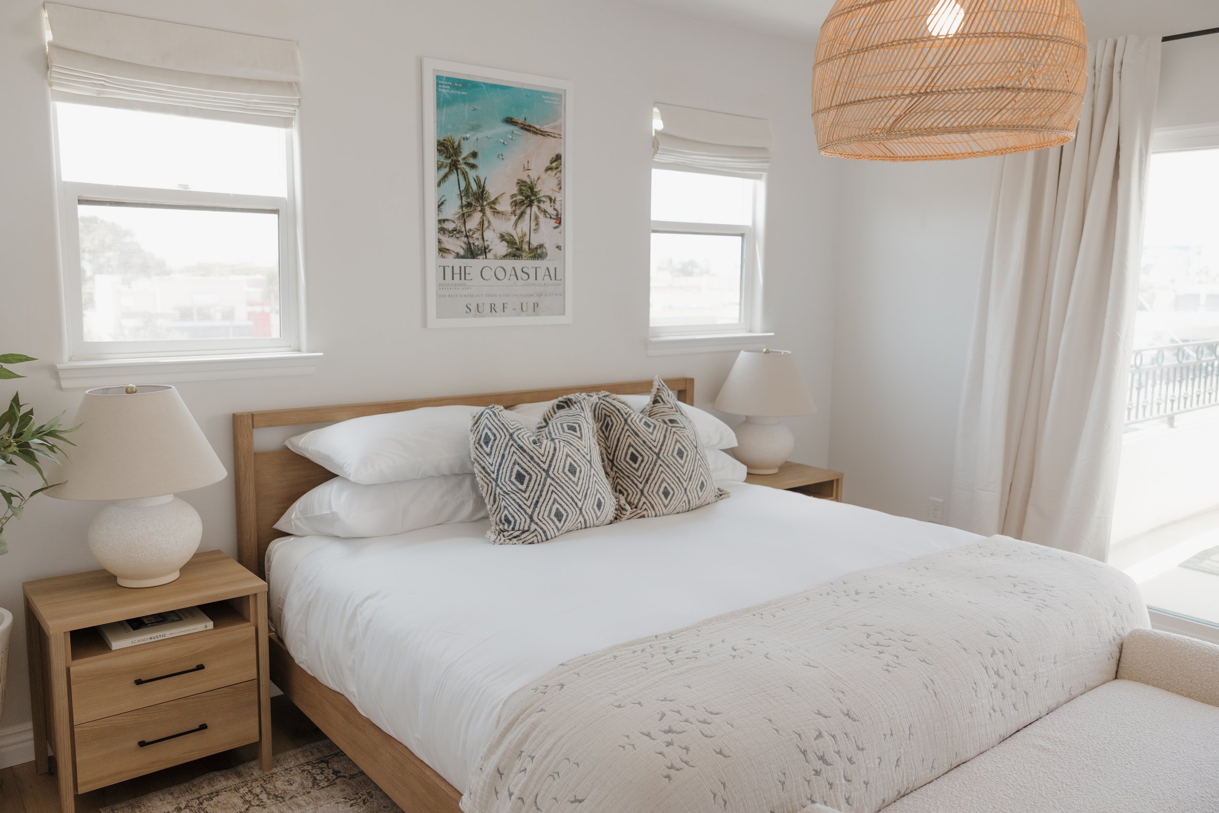 Coastal Palm in Pacific Beach, interior design by Salt and Sky Lodging Co.