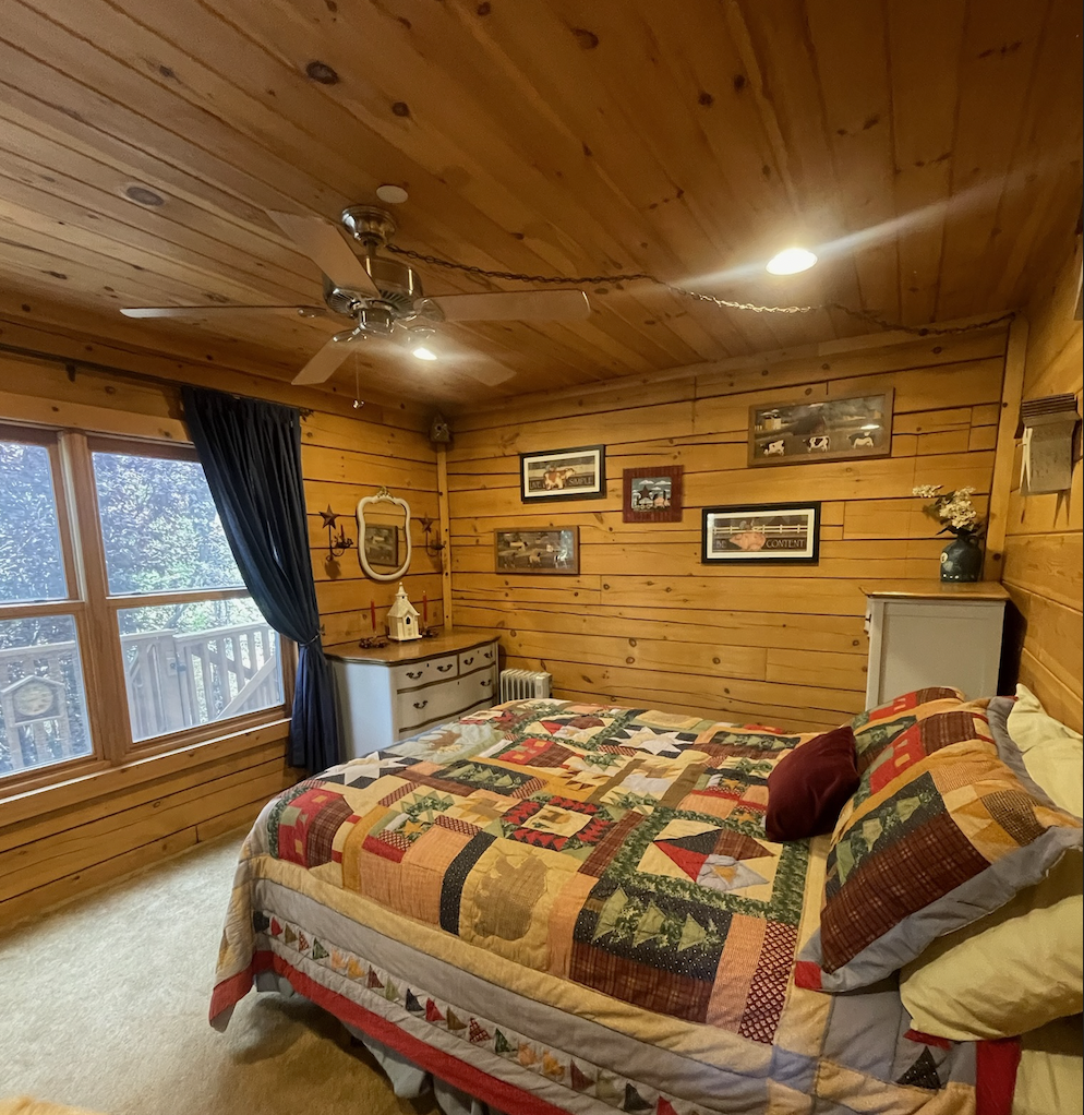 Bunkroom before