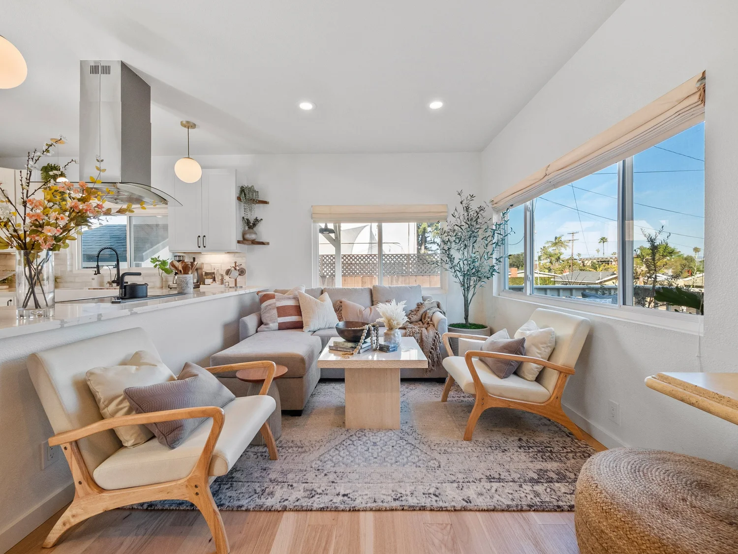 Living area at OB Surfer's Paradise in Ocean Beach, designed by Salt and Sky Lodging Co.