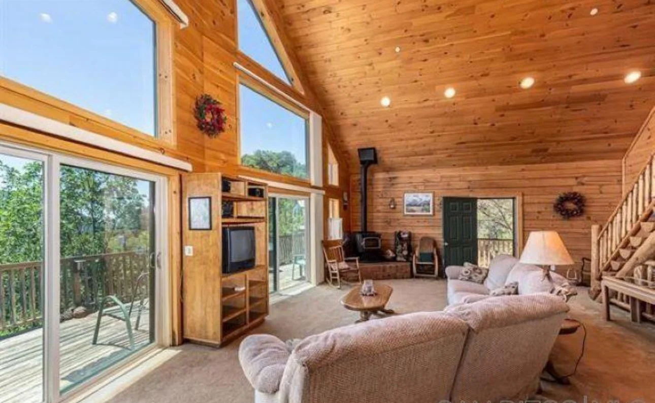 Dark Moon Chalet Airbnb - Julian, San Diego, California - Before Remodeling
