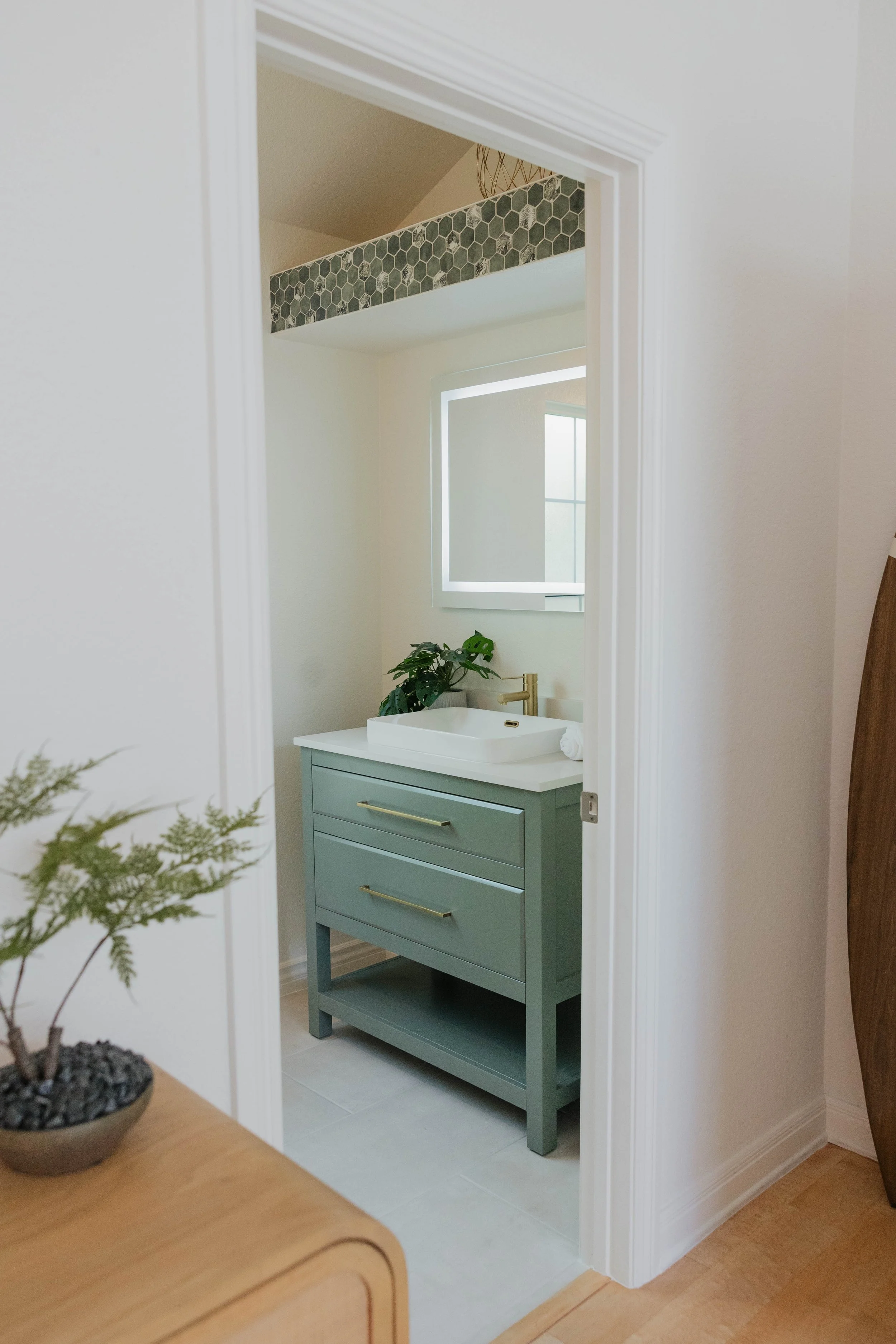 ReedAveAirBNB-82.jpg