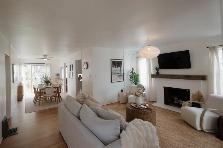 The living room, La Jolla vacation rental, photo 5
