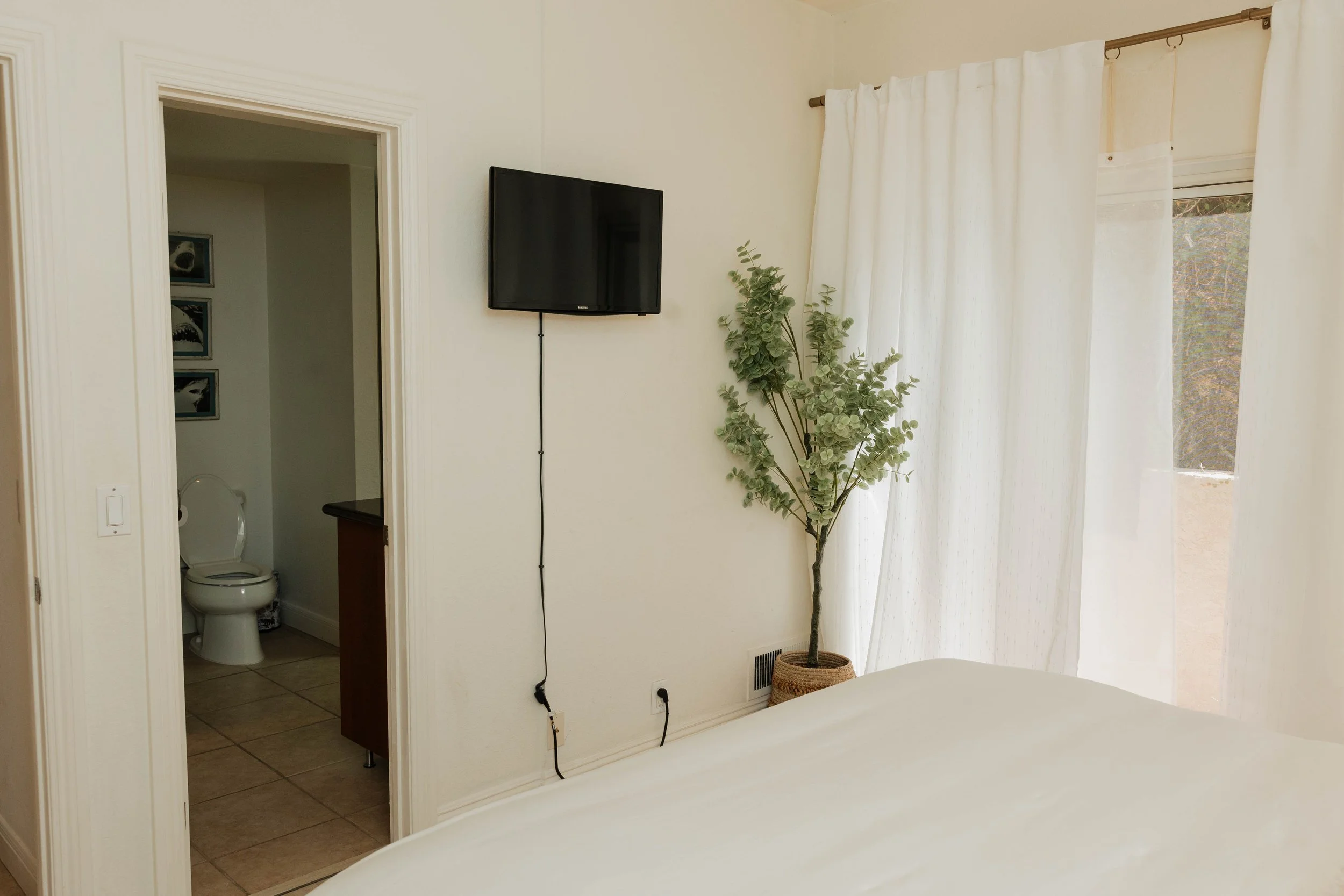 ReedAveAirBNB-108.jpg