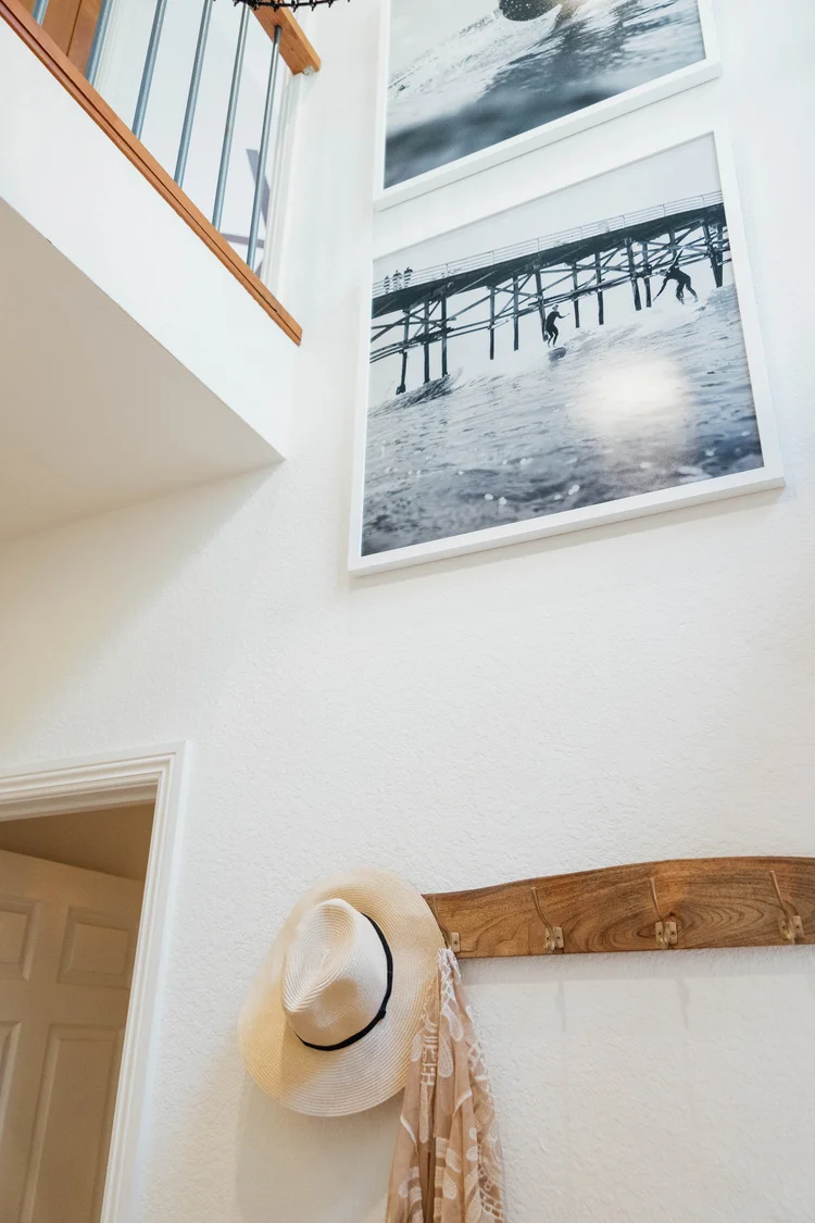 The stairs and hallway, Pacific Beach vacation rental, photo 48