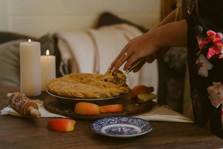 Apple pie by the fire — Julian, California weekend getaway