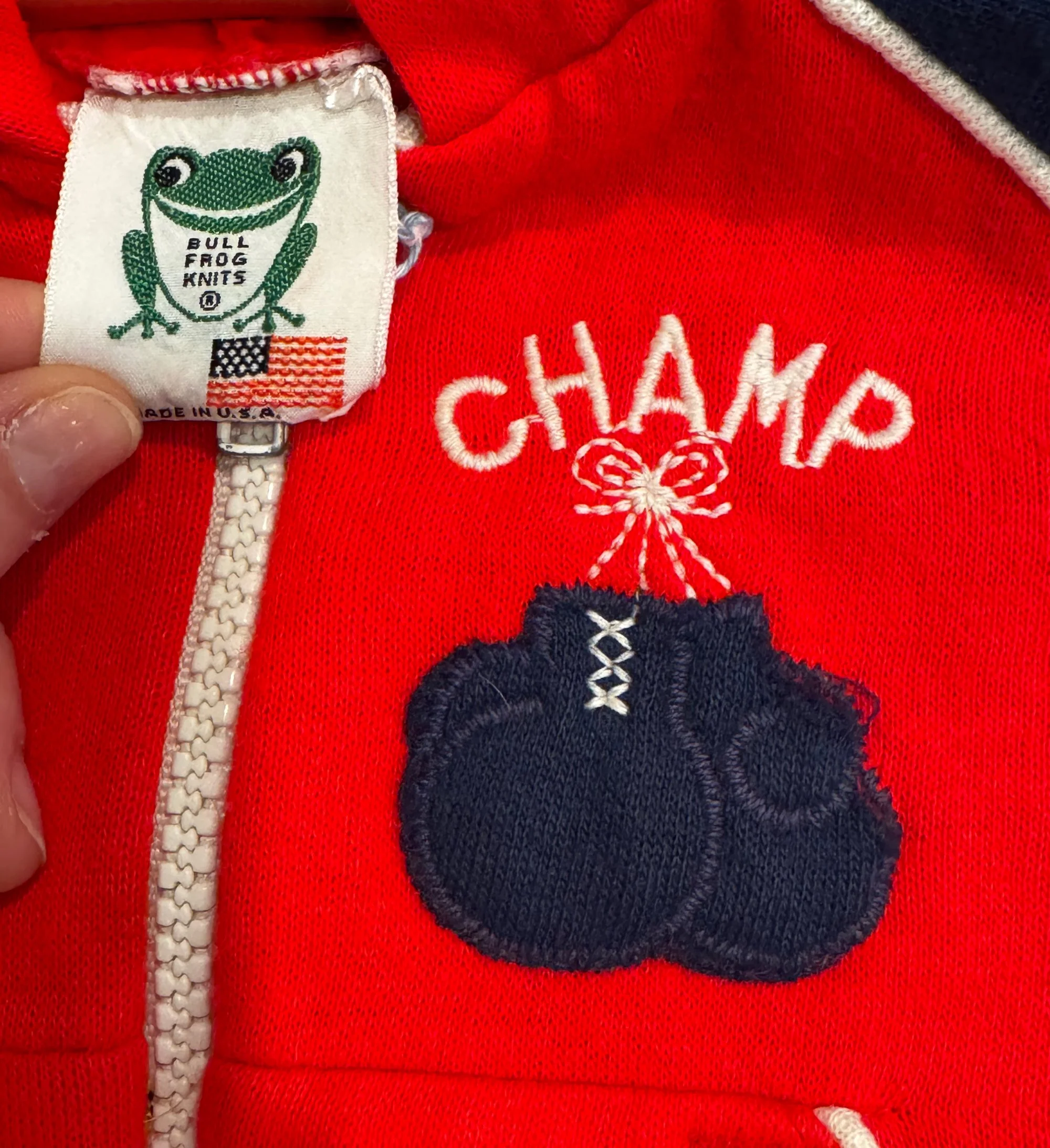 champ_sweatshirt_detail.jpg