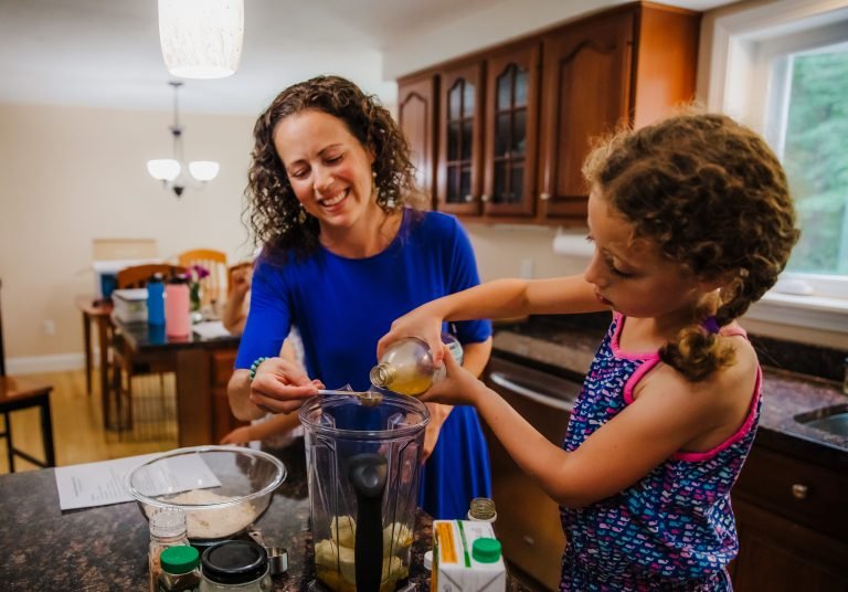 10 Reasons to Get Your Kids in the Kitchen Today!