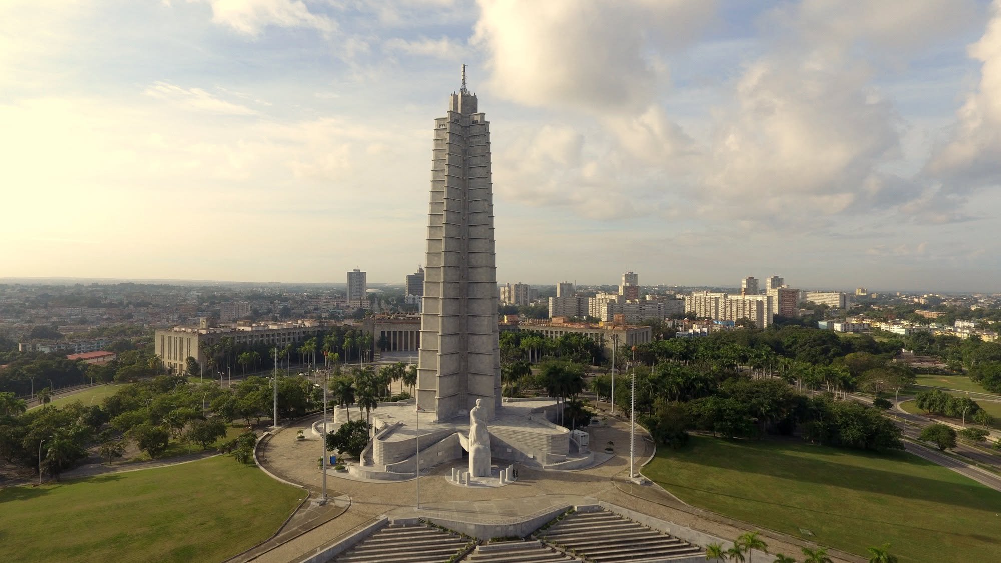 Élites, continuidad y cambio político en Cuba
