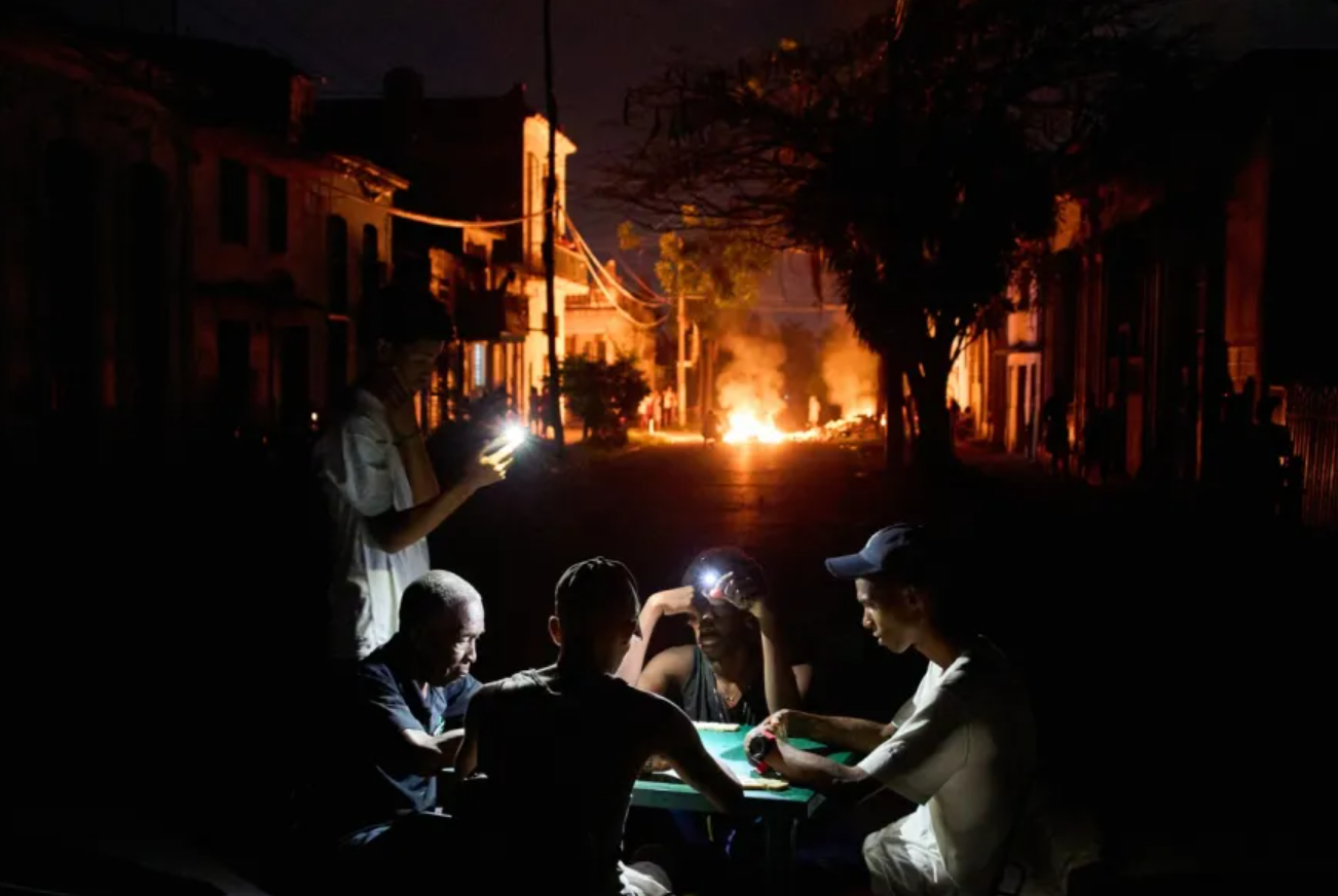 Del meme al cacerolazo: la infrapolítica en Cuba como límite y posibilidad