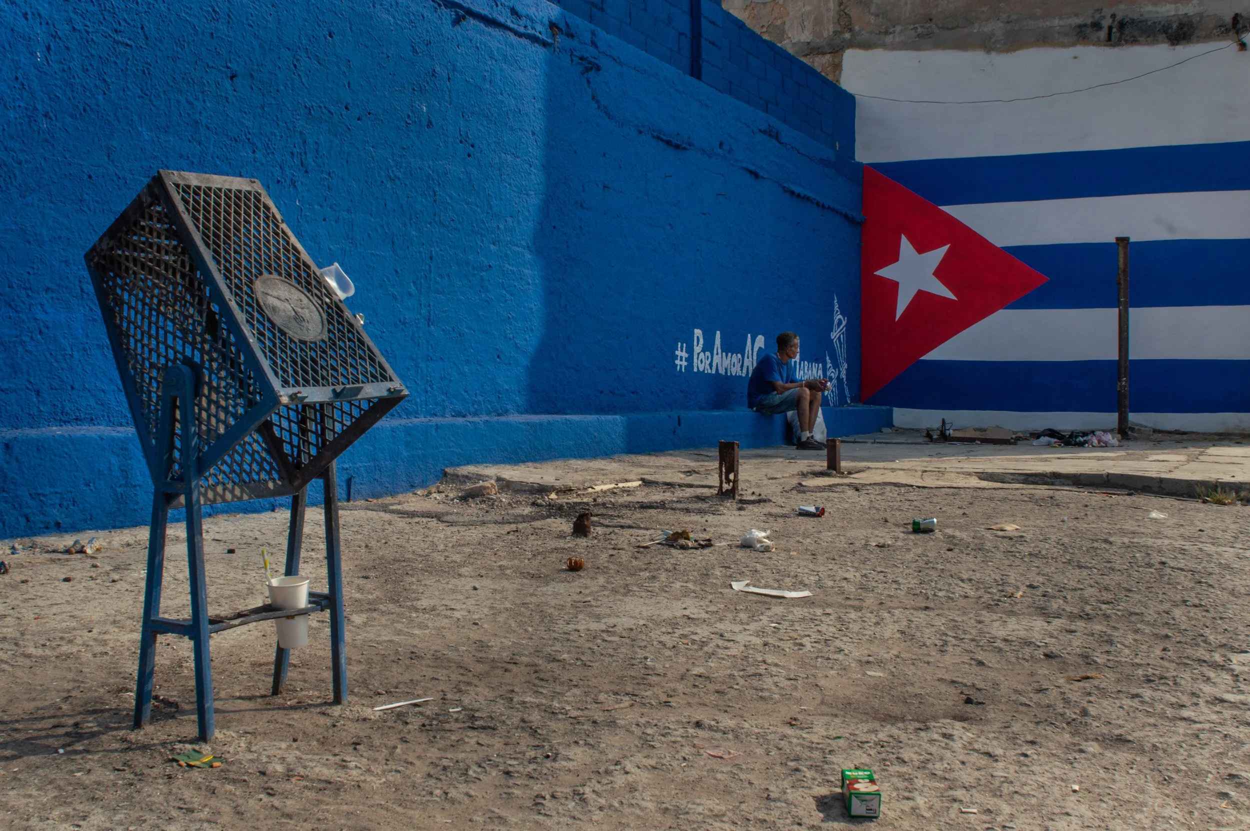 ¿Deberían proscribirse el Partido Comunista y otros de izquierda en un escenario de democracia en Cuba?