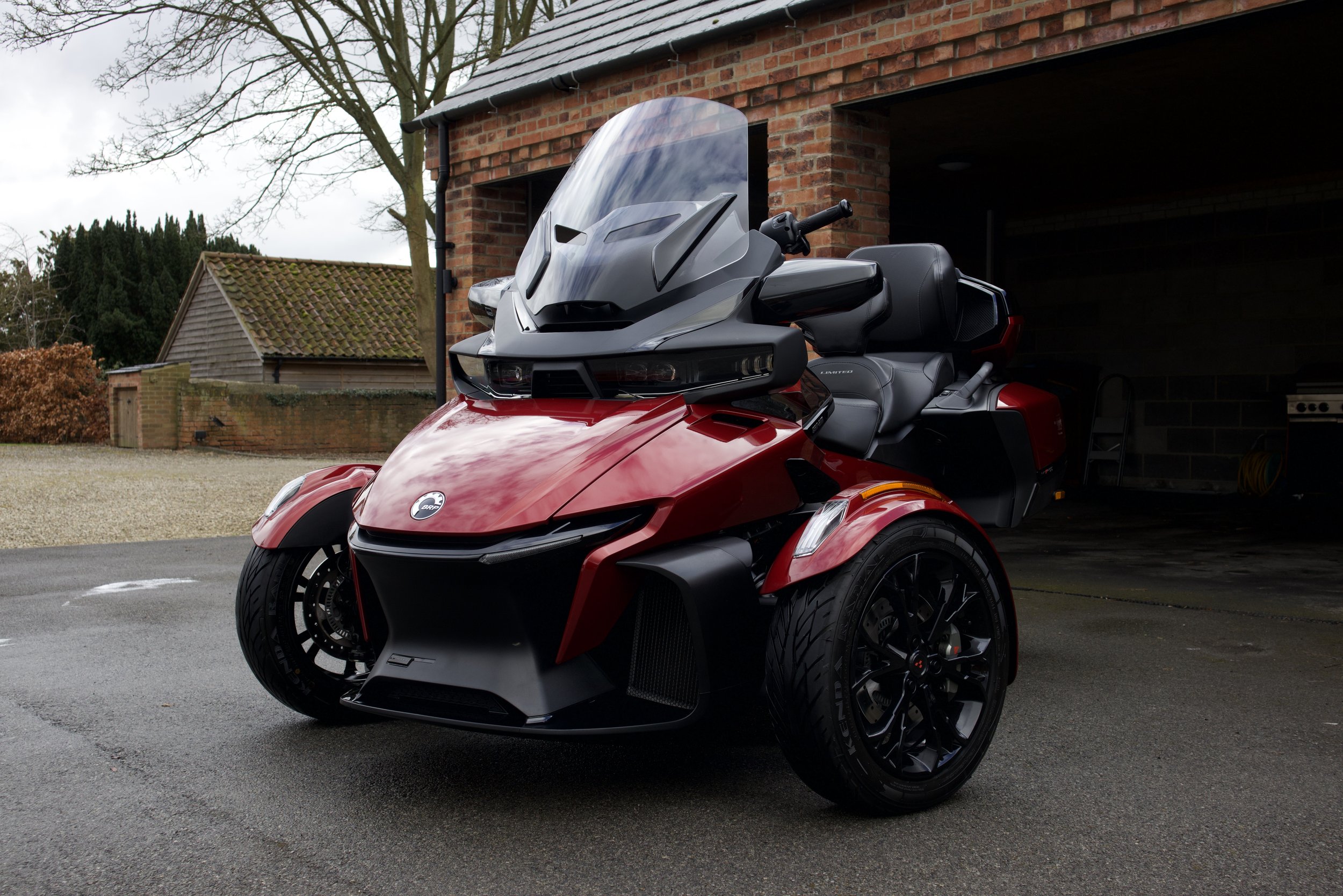 Can-Am Spyder RT Maintenance Clean