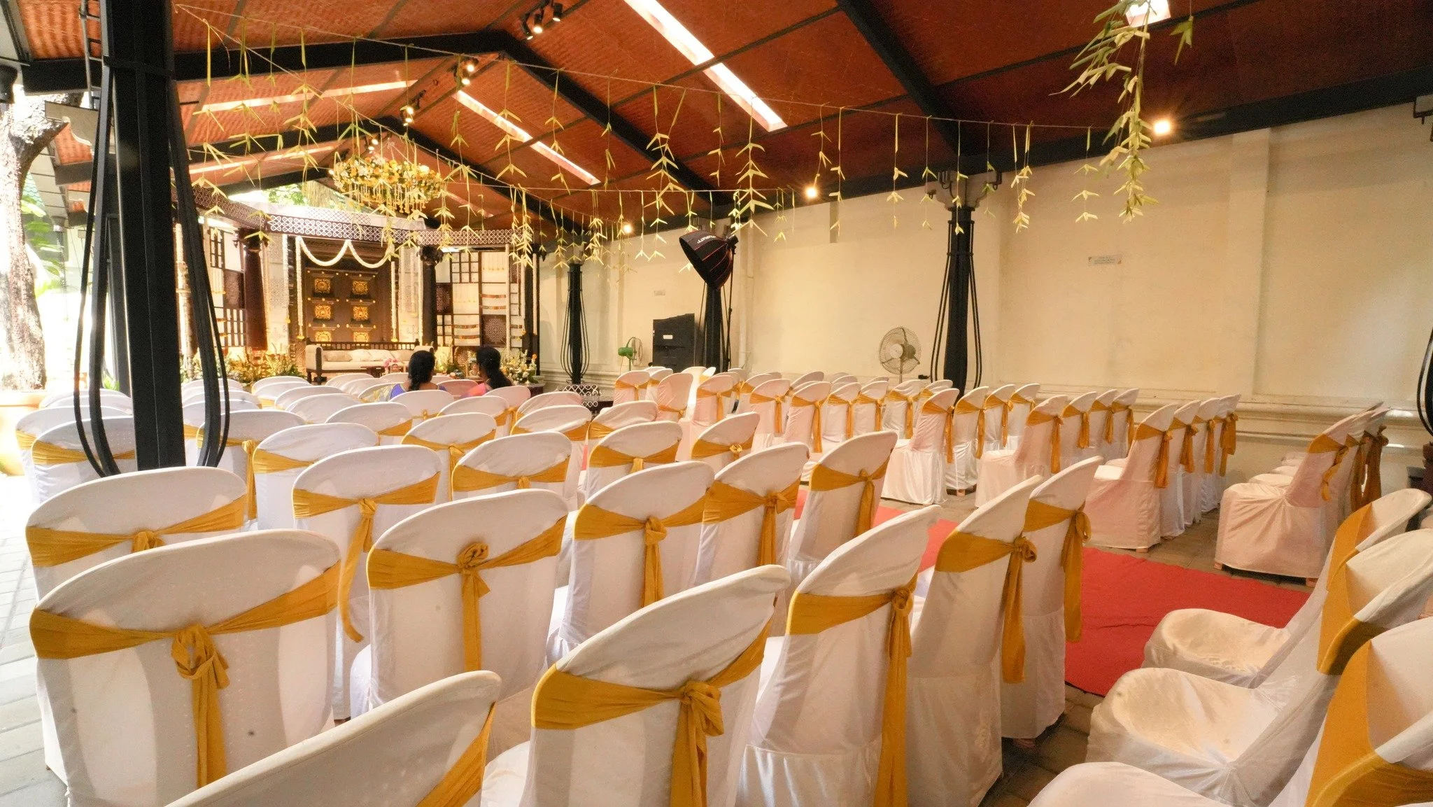 Tradition meets timeless charm!🌼✨ 
Asha &amp; Hemanth&rsquo;s valaikappu ceremony bloomed with color, love, and heritage at Hanu Reddy Residences. From the floral archway to the kolam-adorned mandap, every detail reflected the beauty of Tamil tradit