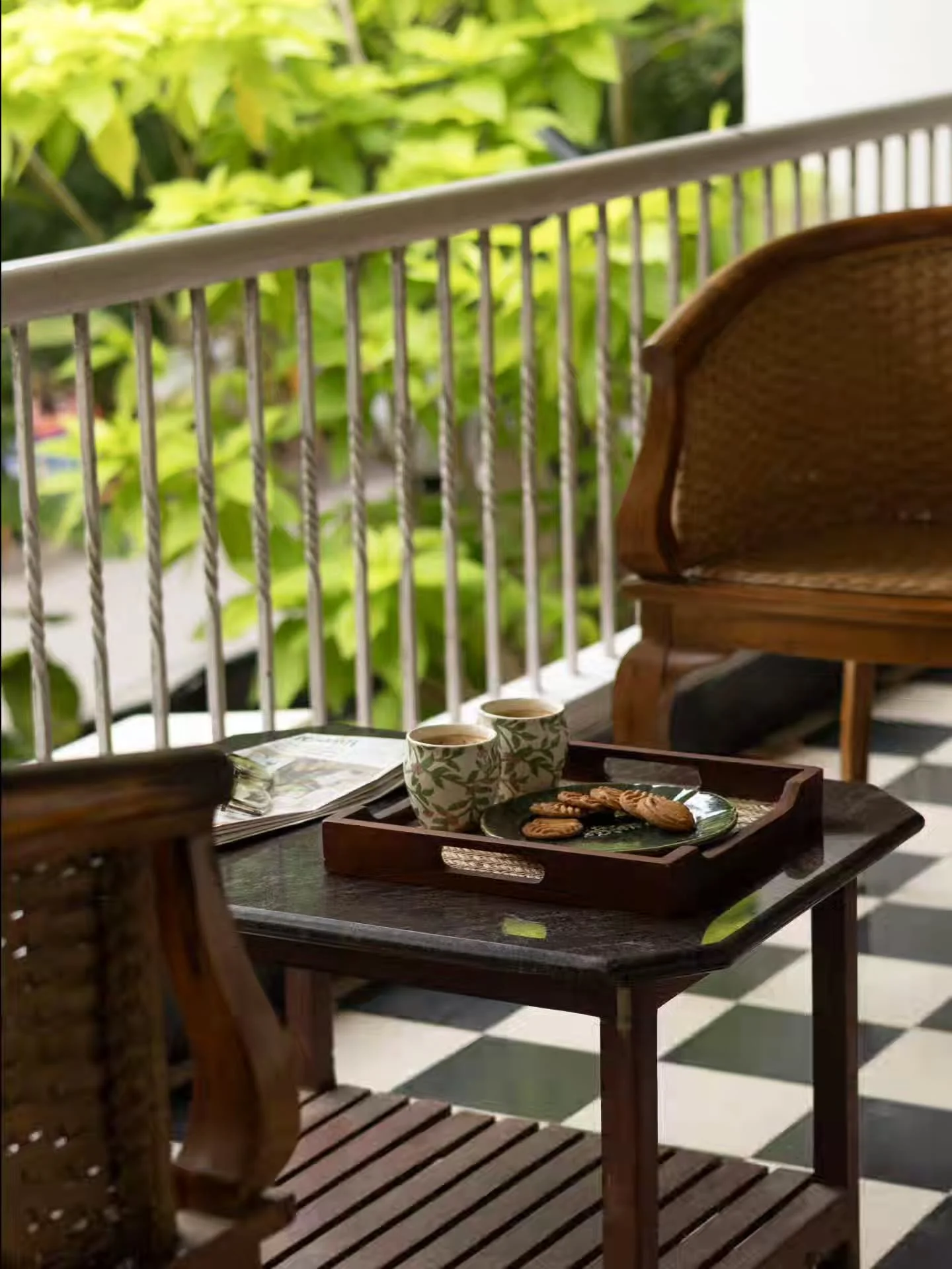 Some mornings are meant to be slow.

A quiet verandah, warm cups of coffee, the rustle of green leaves, and light falling gently across heritage floors. No rush. No noise. Just space to breathe.

At Hanu Reddy Residences, comfort isn&rsquo;t loud. It