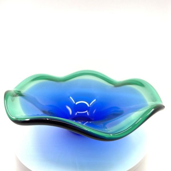 The perfect catch-all you’ll enjoy looking at; vintage Murano for a great price! 