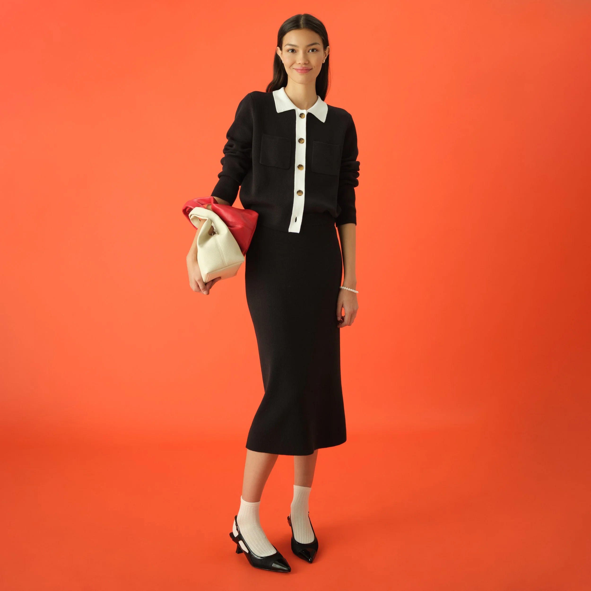 S5WR054560__JF Black_On Figure_Forward-facing.jpg