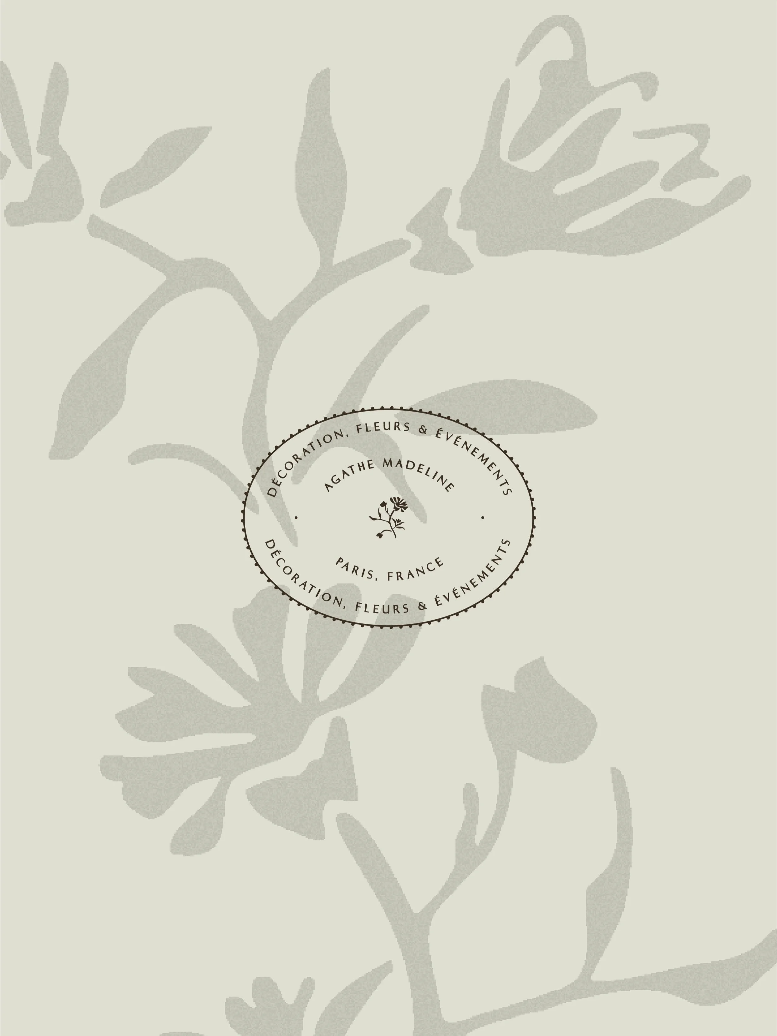 Agathe Madeline

Projet branding pour Agathe, d&eacute;coratrice d'int&eacute;rieur sur Paris🌸

Lorsqu'on est entr&eacute;es en contact, Agathe n'arrivait pas &agrave; communiquer sur son activit&eacute;, n'avait aucun support et ne savait pas comme