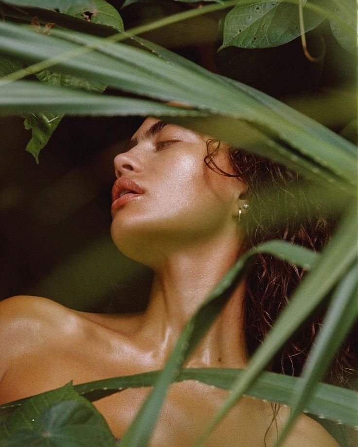 Design de logos pour marque de cosmétique premium