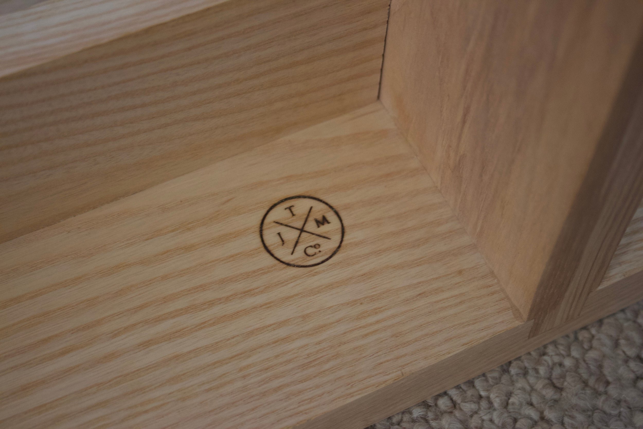 https://i.etsystatic.com/13572865/r/il/18b107/3739778665/il_fullxfull.3739778665_g8of.jpg