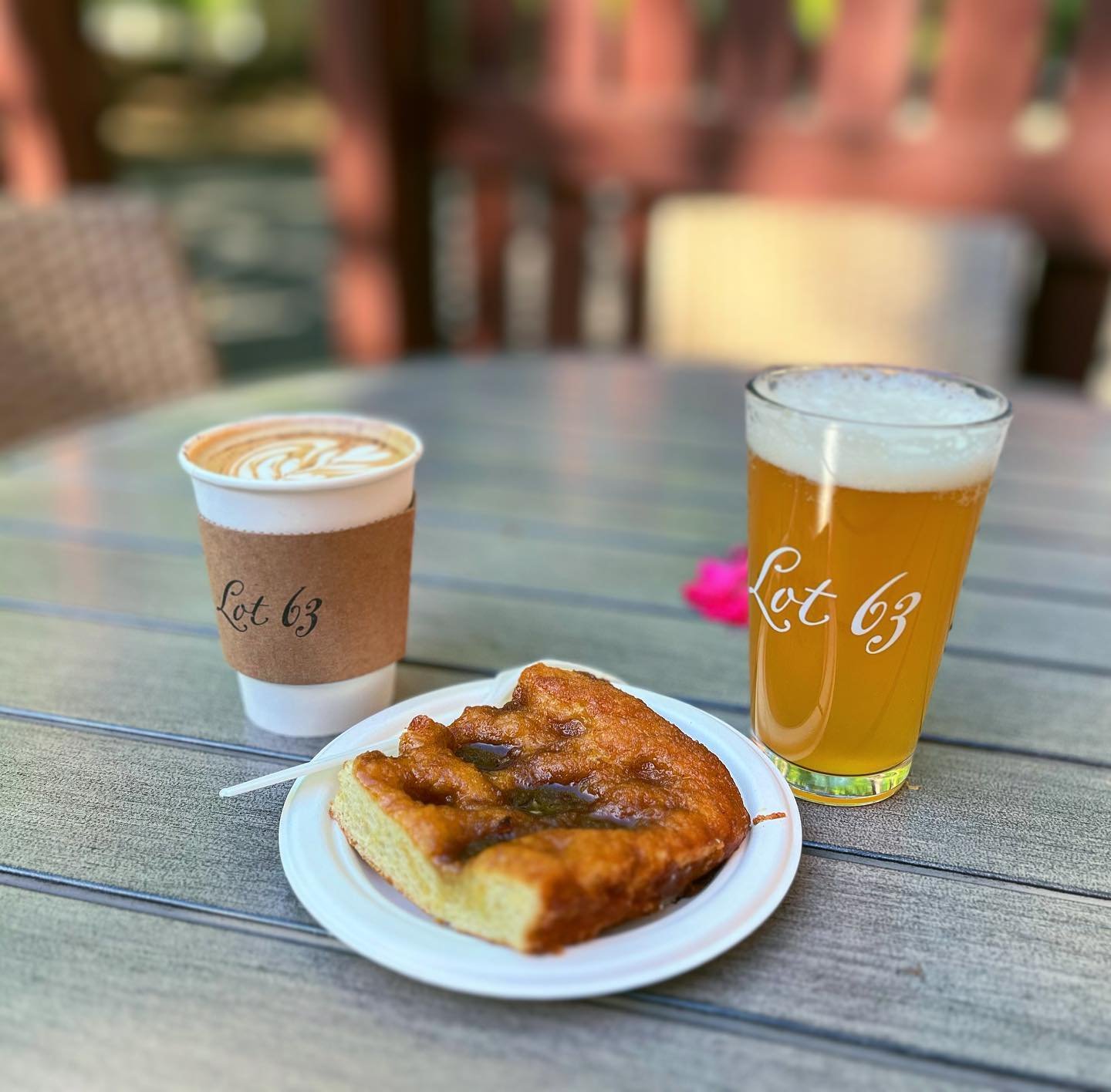 A perfect spring day to soak in the sun ☀️ and to announce we now have outdoor patio furniture! Connected with our parking lot behind our building - it is a beautiful spot to relax with the goodies of your choice! 🍻☕️🥨 

Open today from 7am - 9pm!!