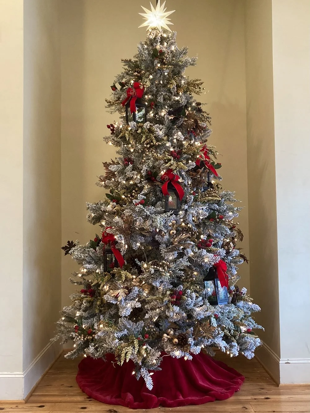 There&rsquo;s no place like Lot 63 for the Holidays. 🎄