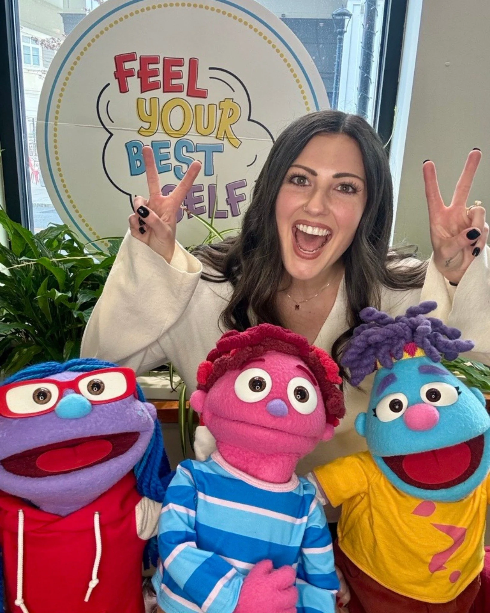 ✨ Meet Molly! 

FYBS&rsquo;s Implementation Coordinator who does a little bit of everything&mdash;from managing social media and helping create new materials, to facilitating in-person and online workshops &amp; webinars with schools, families, and c