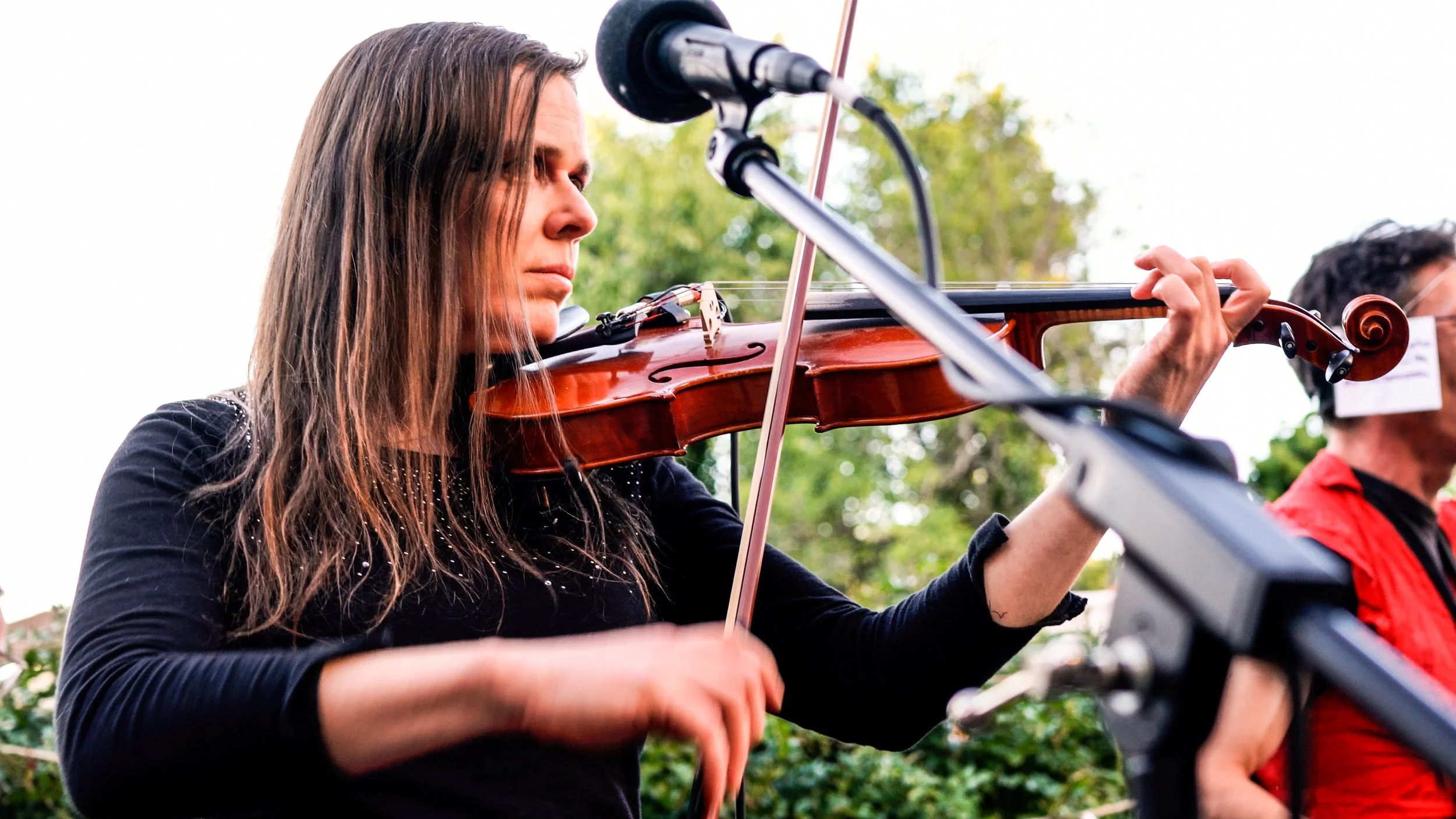 pour capture.00_03_36_22.Still011.jpg