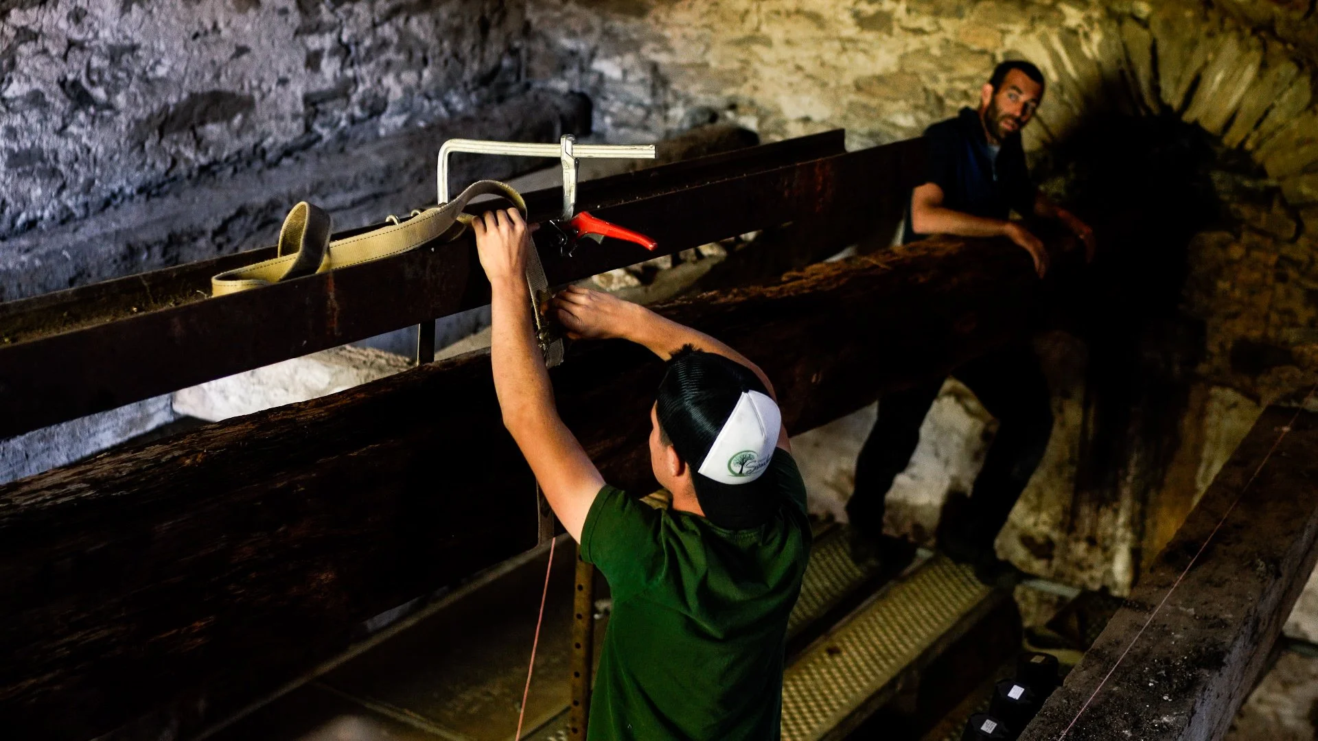 Pour capture grand format.00_04_05_10.Still005.jpg