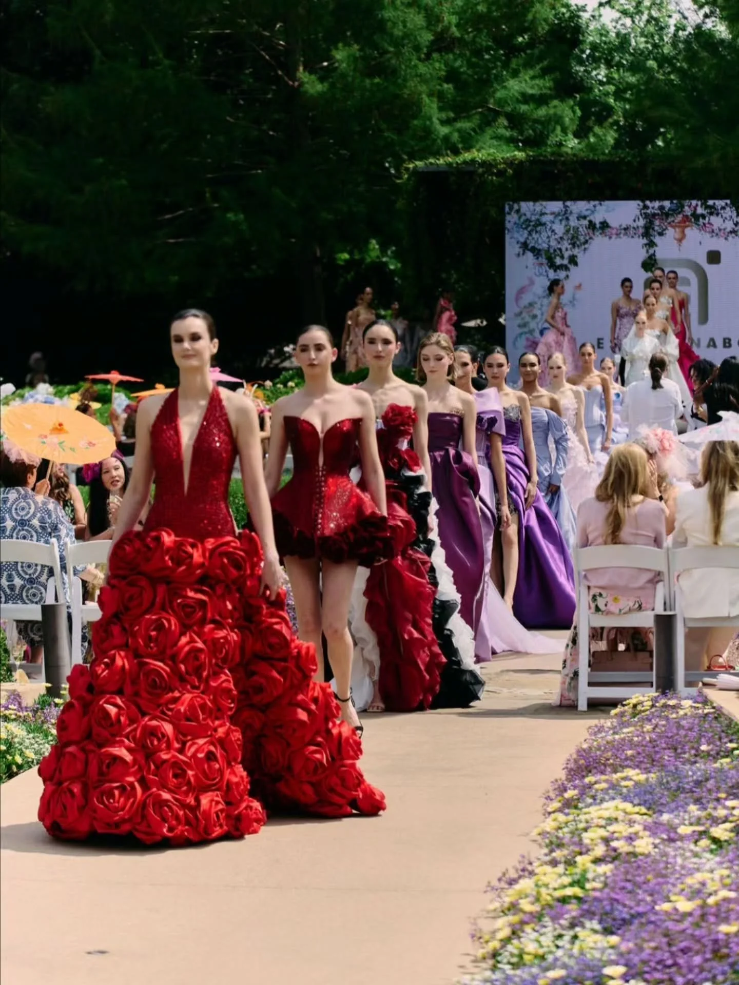 It was such a such an Honor to Sponsor the Fashion show for the 2026 Mad Hatters "Art of the Garden" Luncheon 💕💕

Fashion show Produced by @janstrimple
Thank you @sheridan.reeder
And @reaganepace
Photos: @luis_martinez93
For having us💕💕