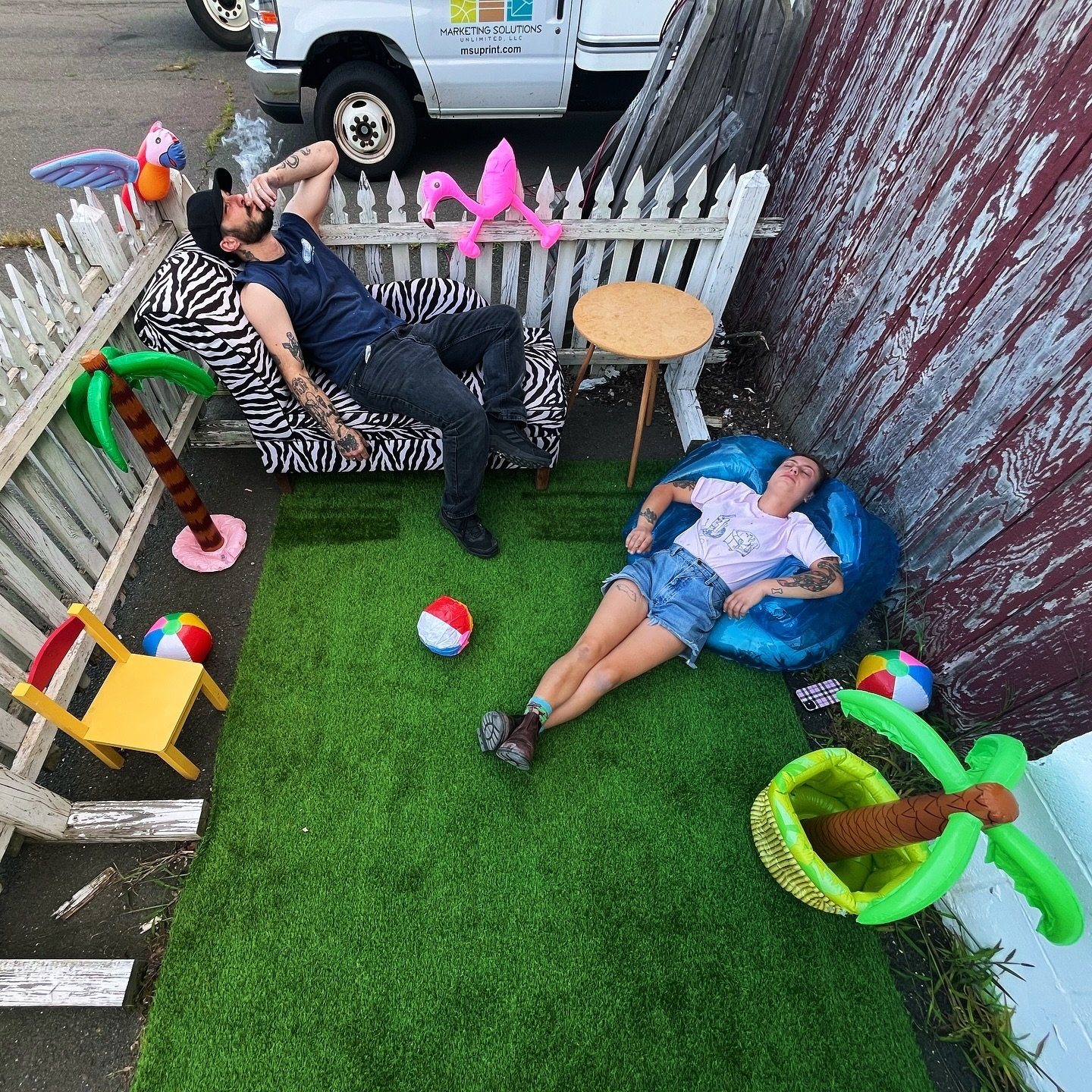 Post-install chill 😎🌴🦩
Hang with us THIS SATURDAY at the opening reception of ✨Nip Slip✨ a solo exhibition by @sophia__djs 
@theartsindustry Loading Dock Gallery
93 Talcott Rd, West Hartford
Sat. 8/24, 6-9pm
BYOB