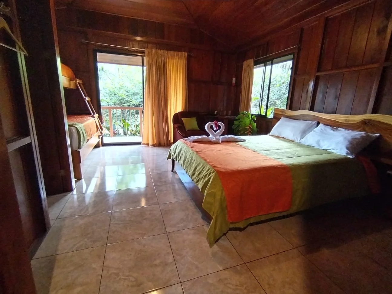 WhatsApp Image 2025-10-16 at 18.54.14 (1).jpeg