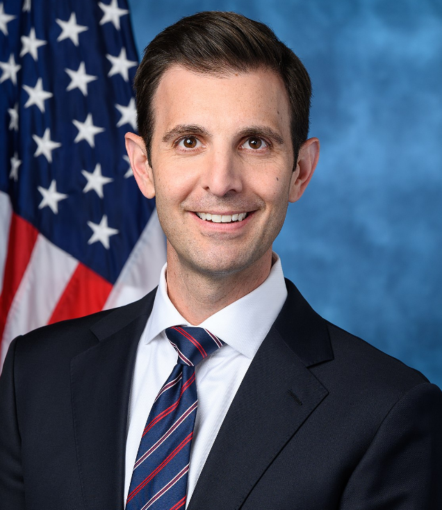 chris deluzio.png