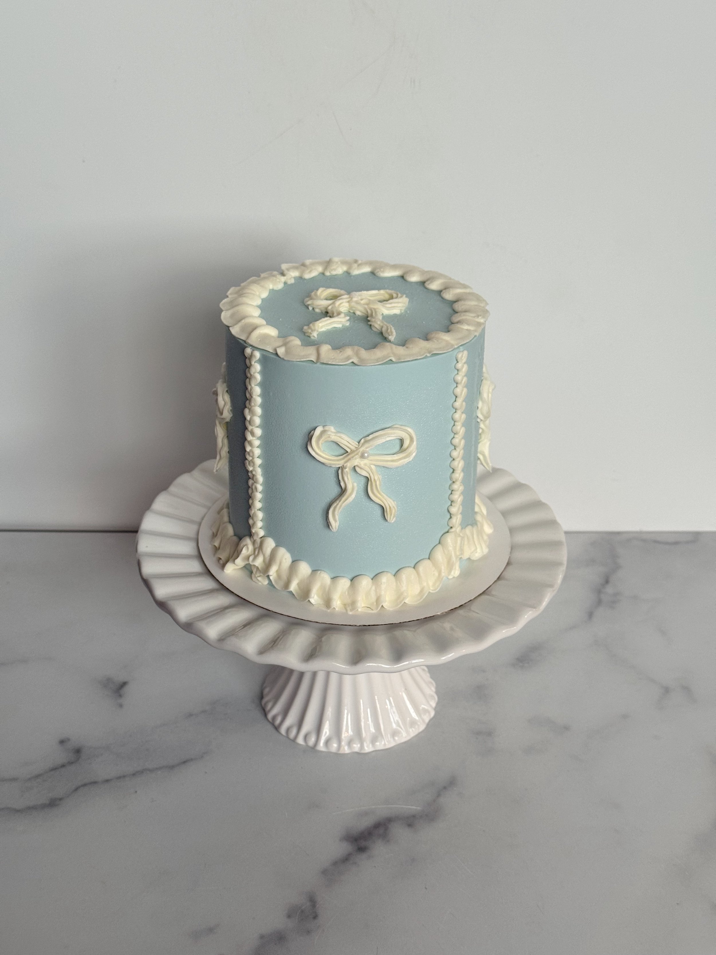 Moños and Margaritas 