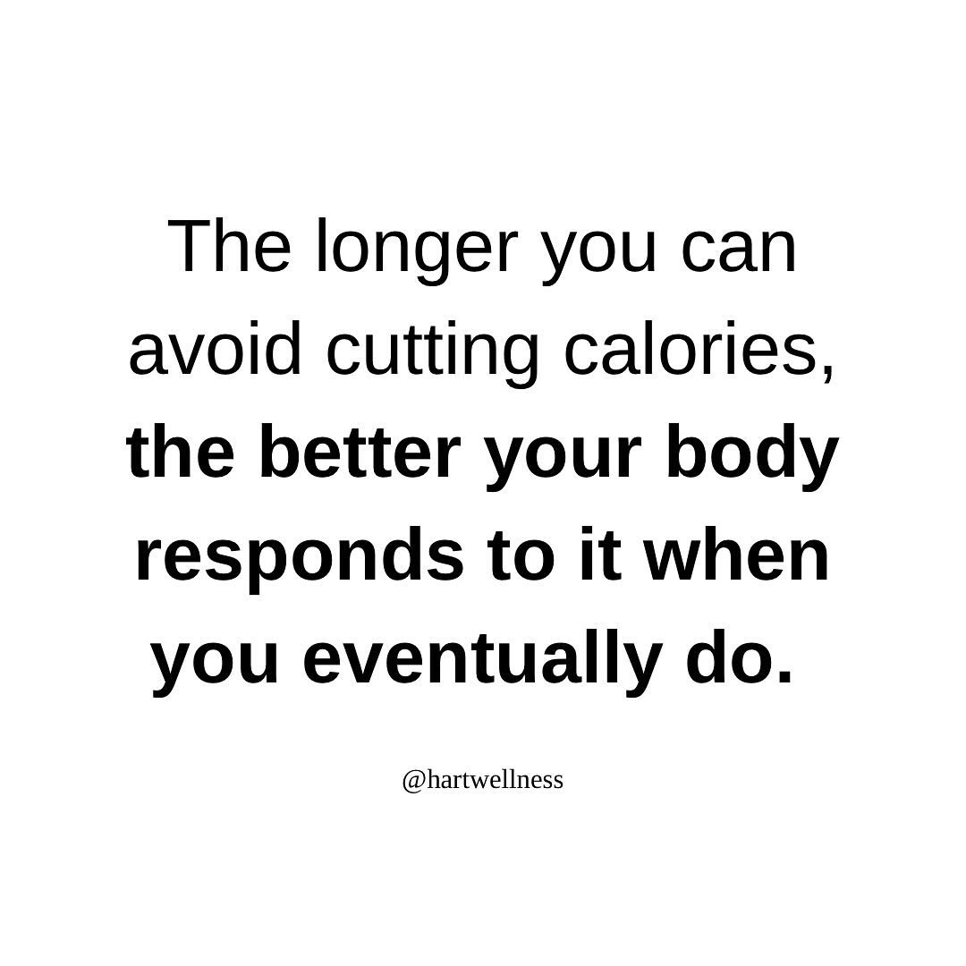 When it comes to a successful diet, planning your cutting phases to lose weight makes ALL the difference. 

In order to avoid metabolic adaptions and hormonal down regulations, you&rsquo;re gonna need to take dieting breaks!

Why?

Because your body 