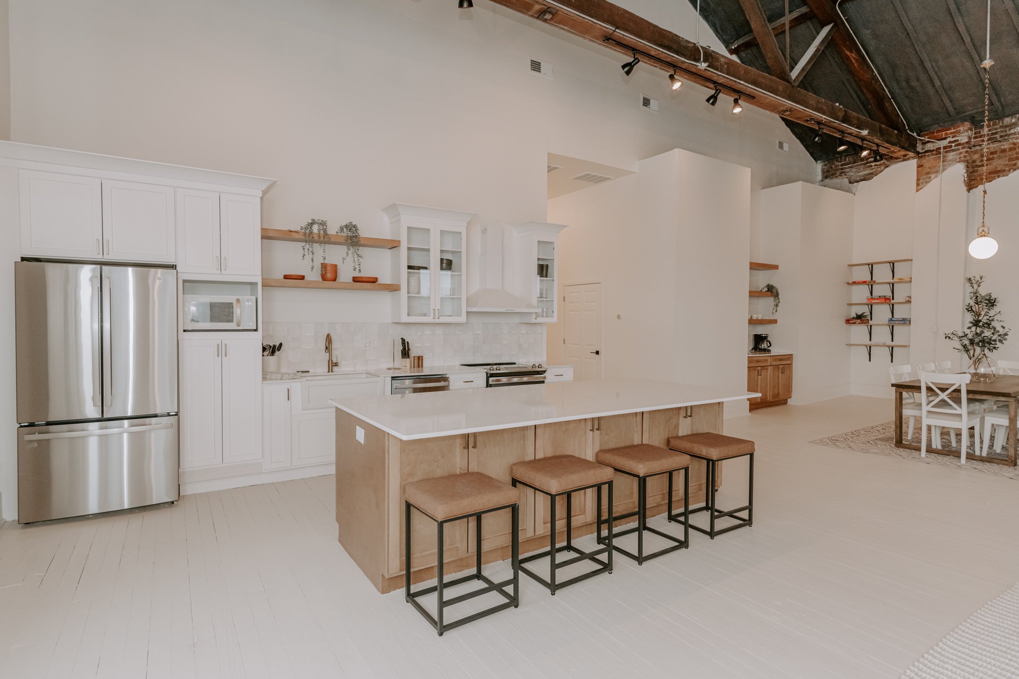 Cincinnati Kitchen Design & Remodeling | East Main Cabinets