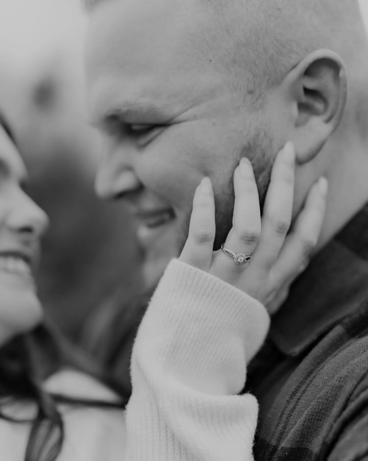 Love me some good ring shots 🤩
More to come from this fun engagement session!