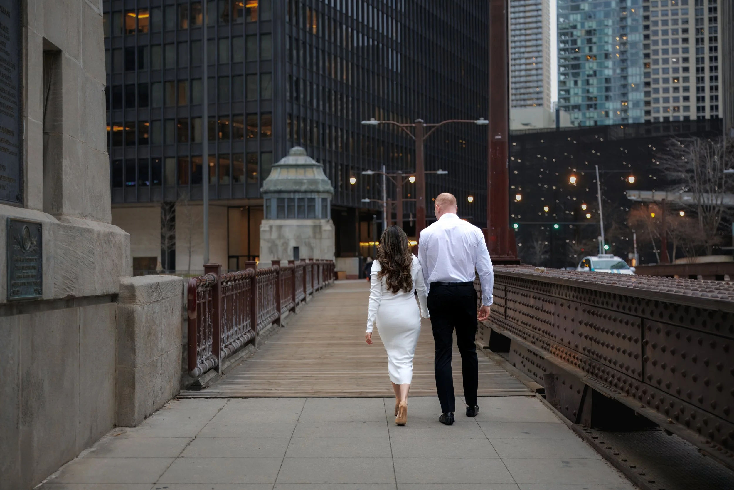 What to Wear for Engagement Photos
