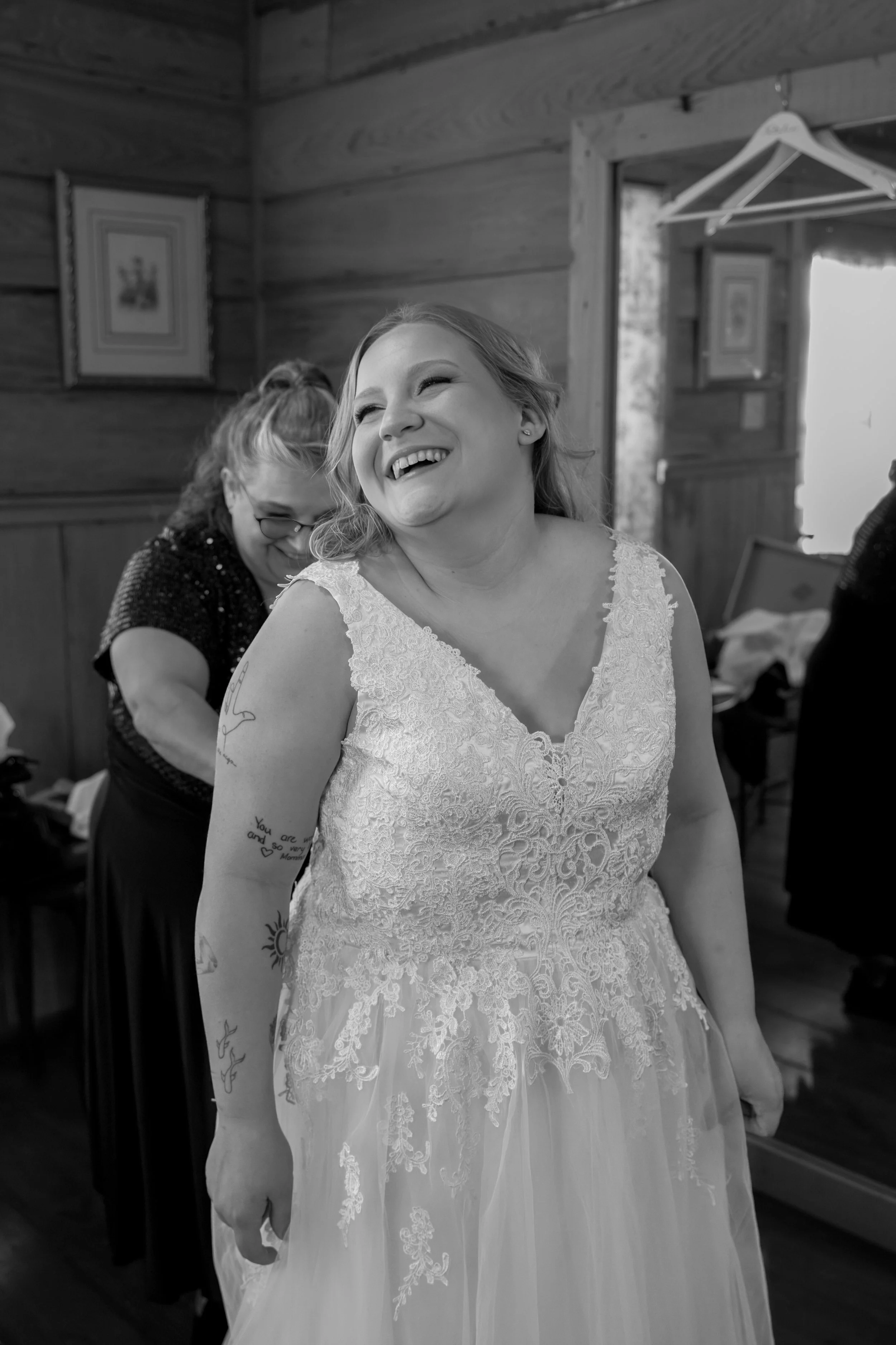 N&L - Pre Ceremony-14.jpg