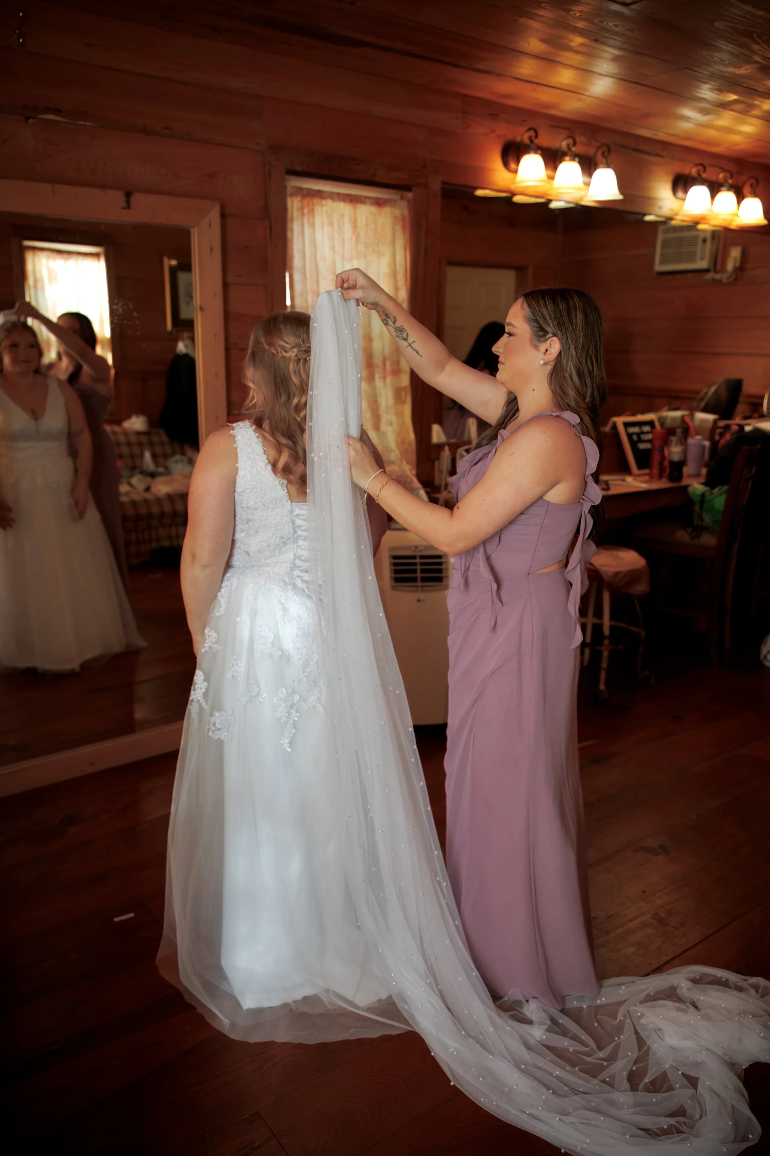 N&L - Pre Ceremony-22.jpg