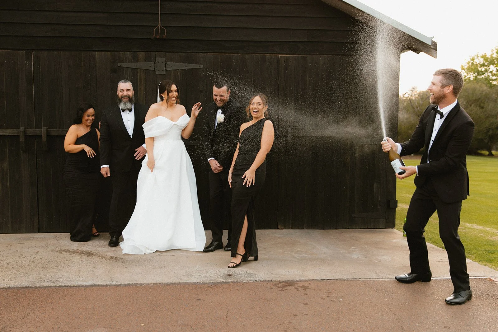 The champagne popping moment, celebrating Danielle & Mitch

Taylah Jayde Photography 