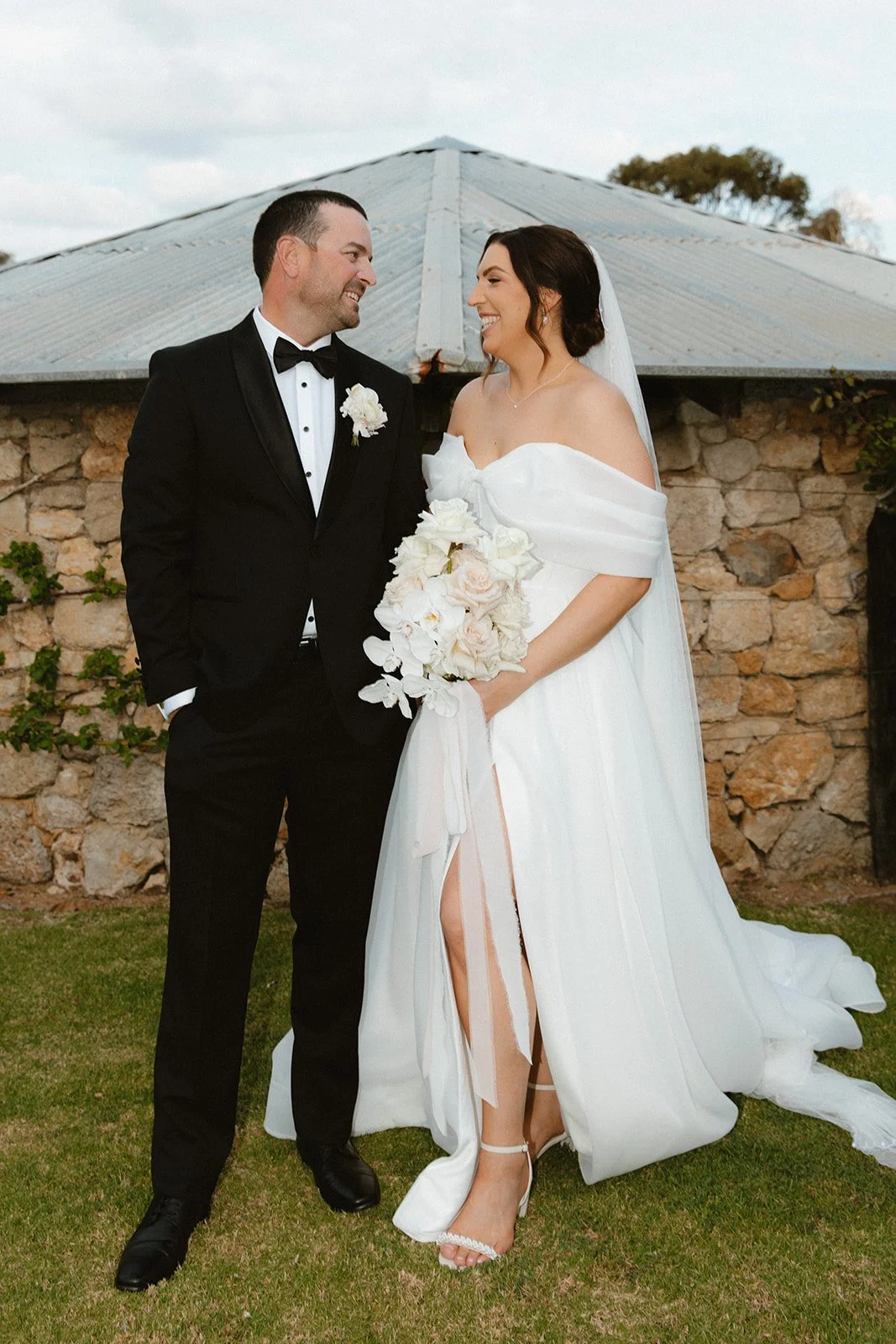 Our Bride Danielle wearing her custom heirloom wedding veil. Featuring her mother's bridal veil's embroidery and modern pearls.

Taylah Jayde Photography 